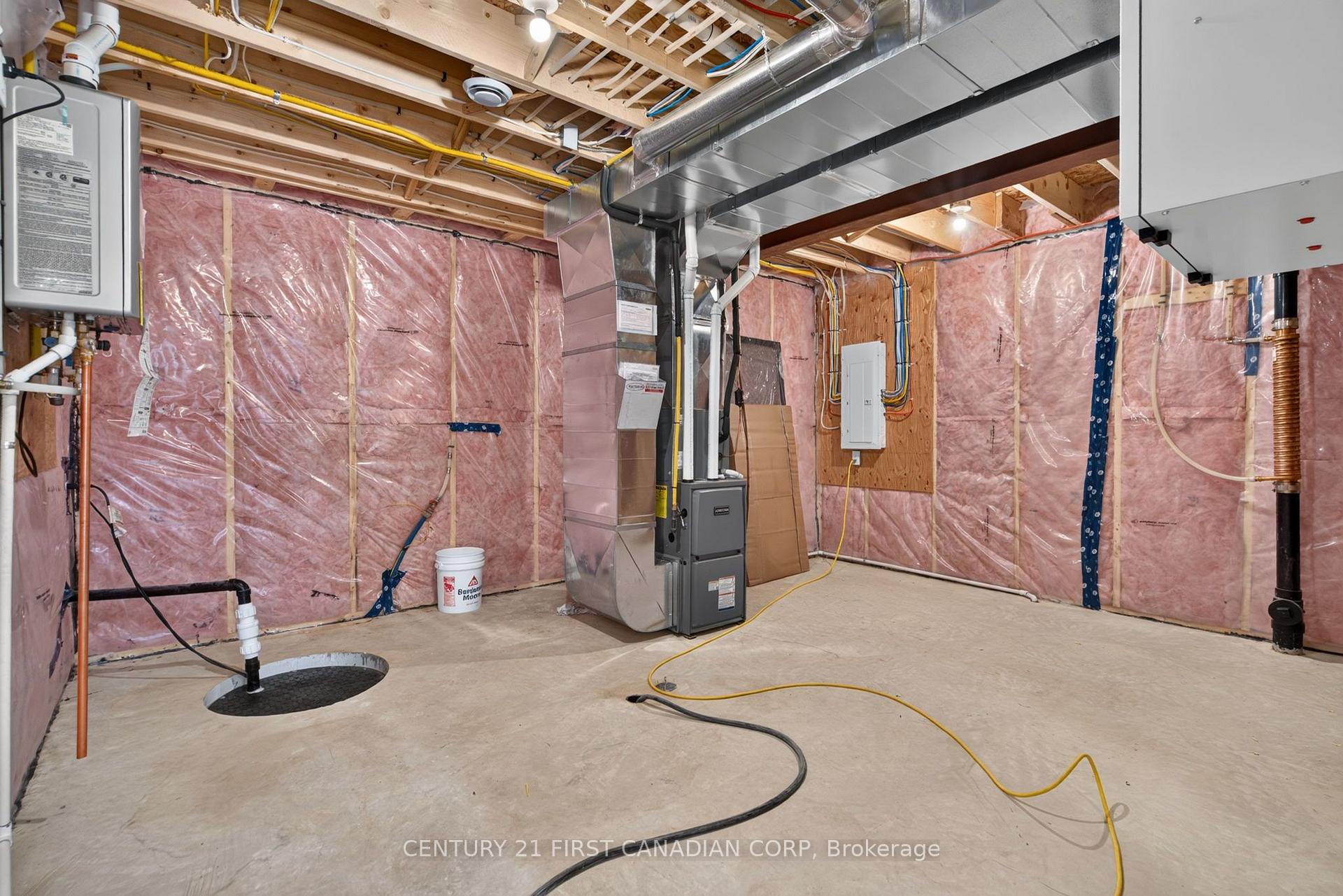 Photo 30 of Unit 4, 430 Head Street N, Strathroy-Caradoc, NE — HOMEH