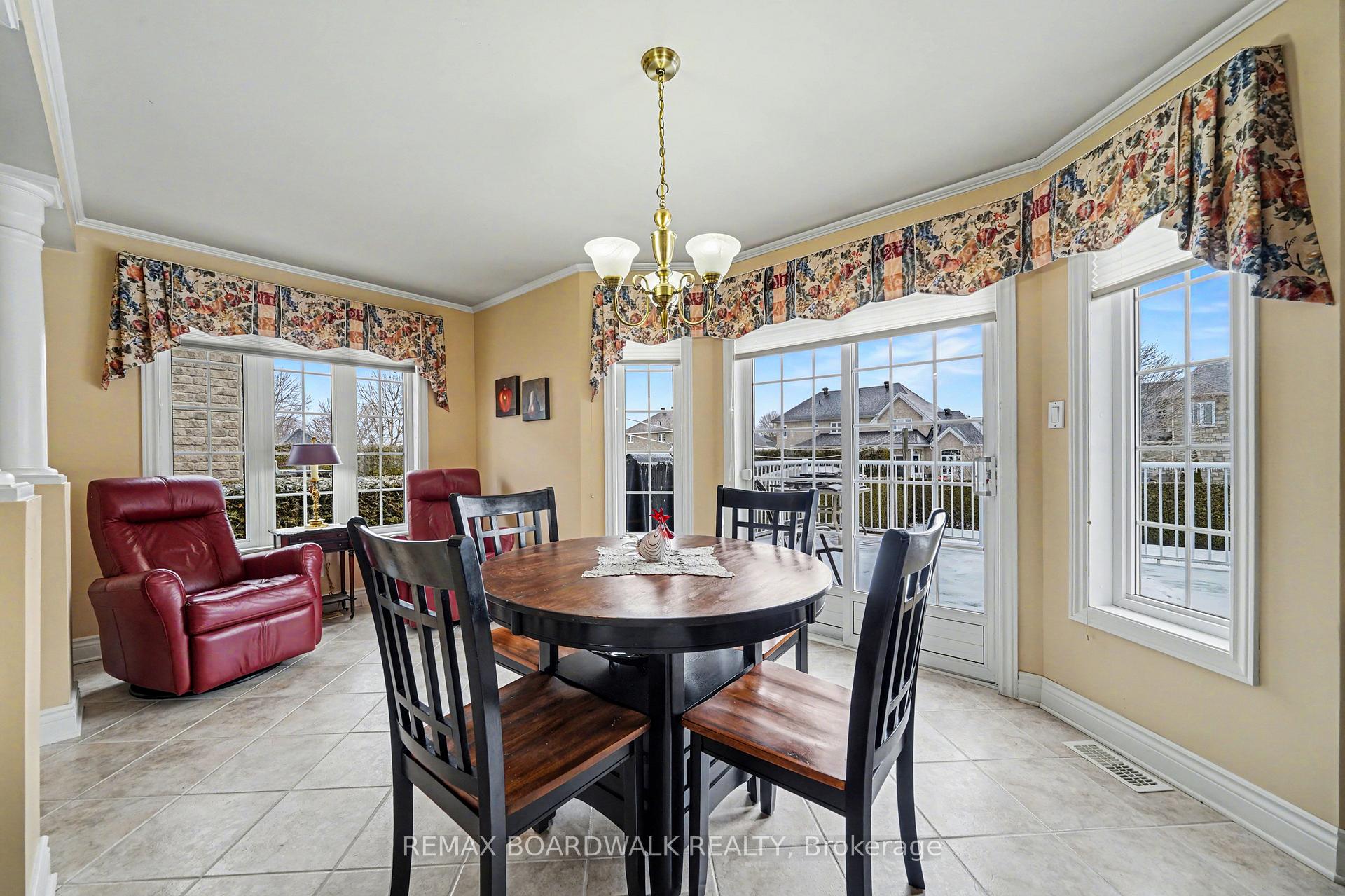 Photo 18 of 819 Laval Street, Casselman, Casselman — HOMEH