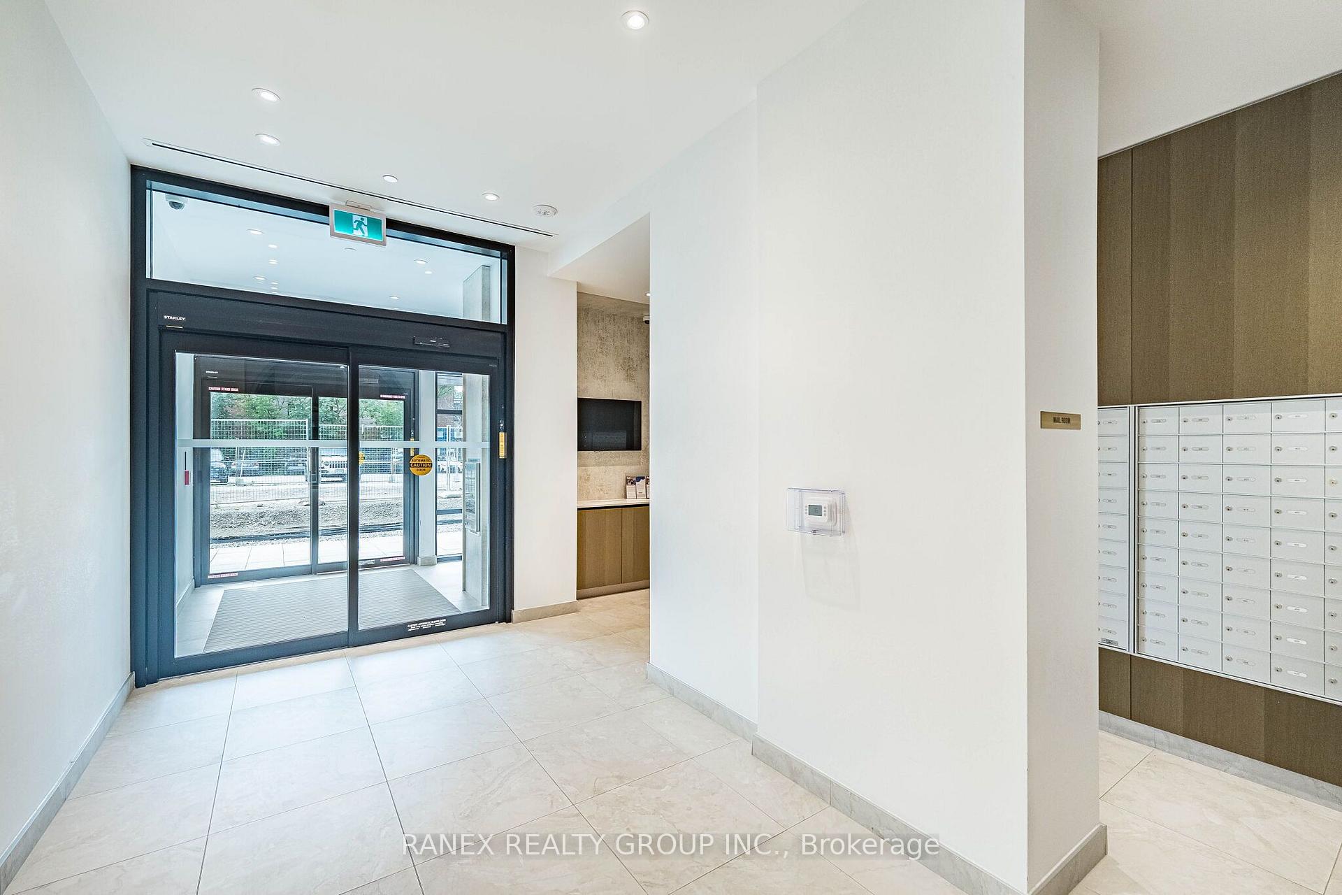 Photo 10 of Unit 919, 181 Sterling Road E, Toronto, Dufferin Grove — HOMEH
