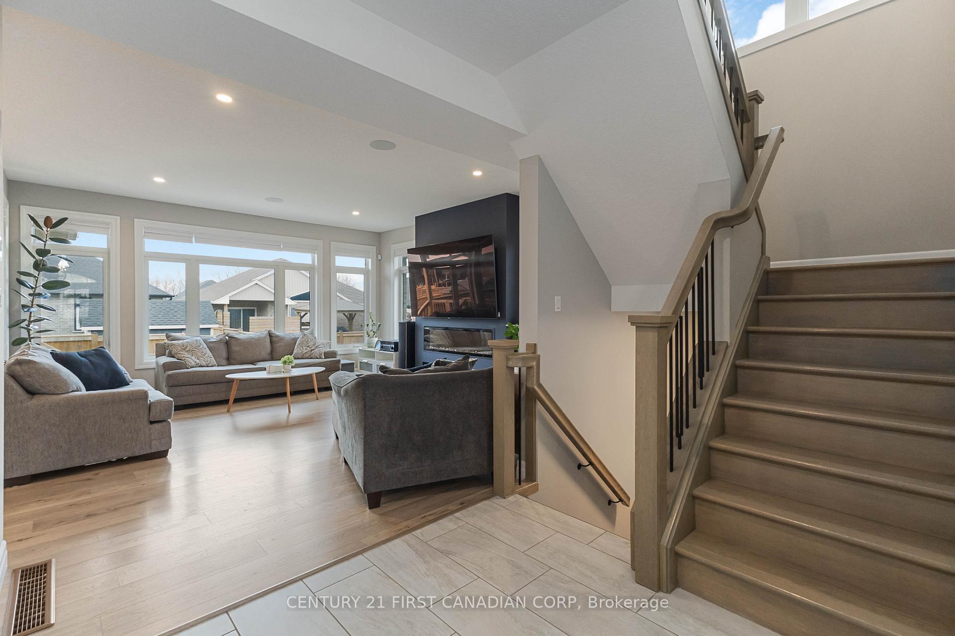 Photo 10 of 52 Royal Dornoch Drive, St. Thomas — HOMEH
