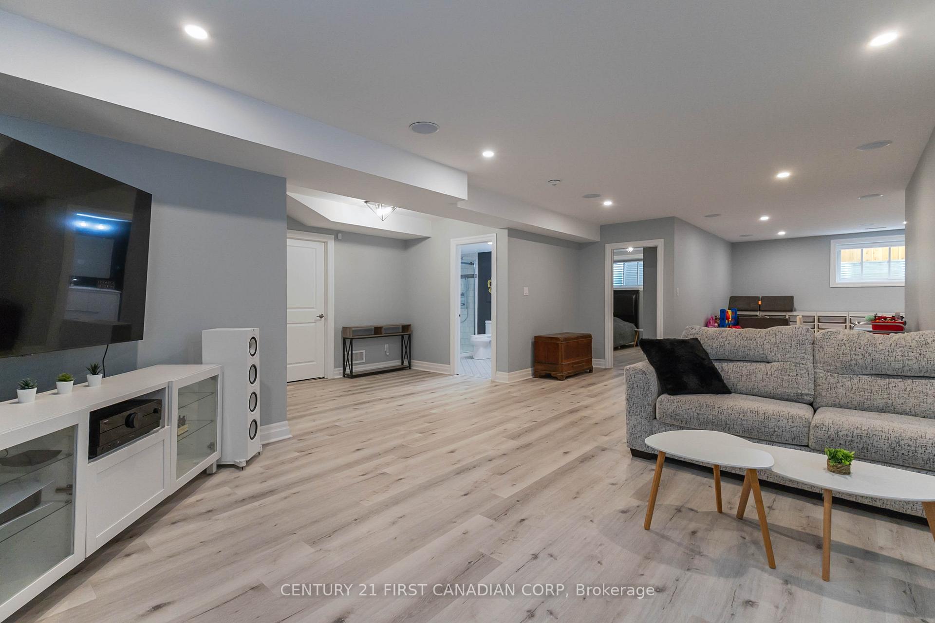 Photo 37 of 52 Royal Dornoch Drive, St. Thomas — HOMEH