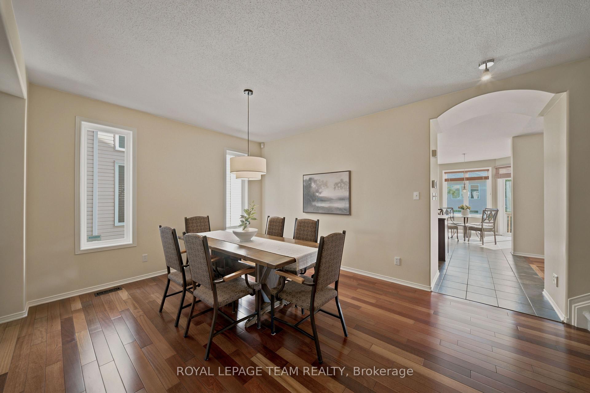 Photo 54 of 32 Glenrill Place, Ottawa, Kanata - Emerald Meadows/Trailwest — HOMEH