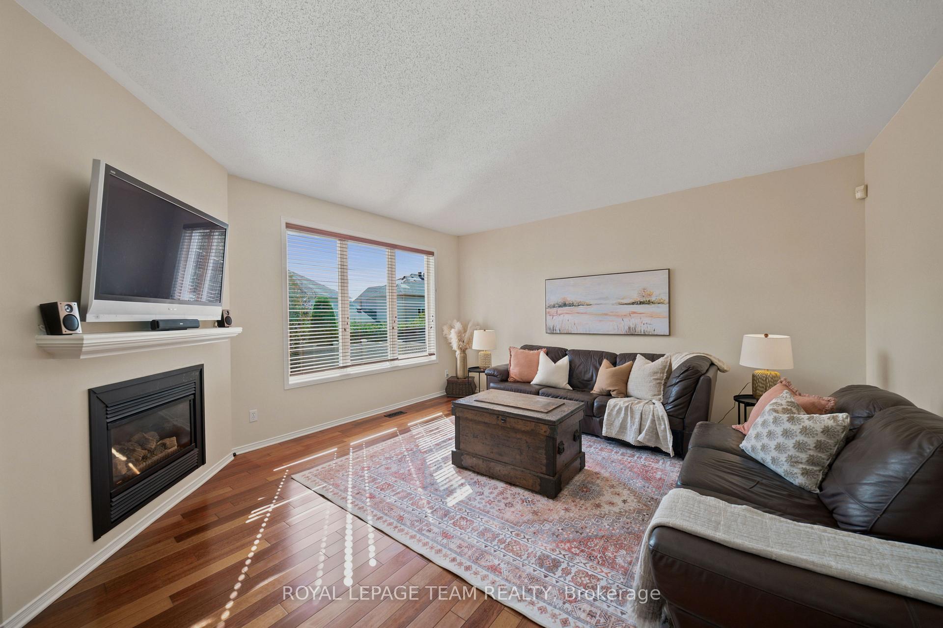 Photo 62 of 32 Glenrill Place, Ottawa, Kanata - Emerald Meadows/Trailwest — HOMEH