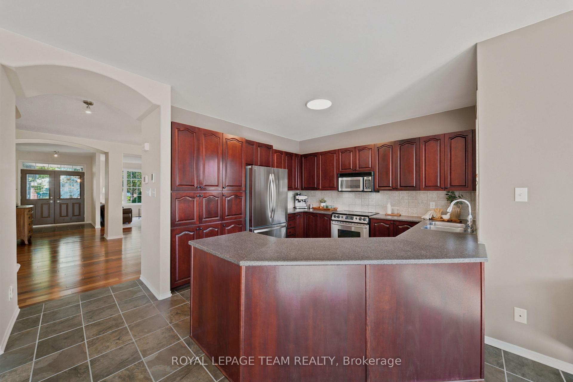 Photo 65 of 32 Glenrill Place, Ottawa, Kanata - Emerald Meadows/Trailwest — HOMEH