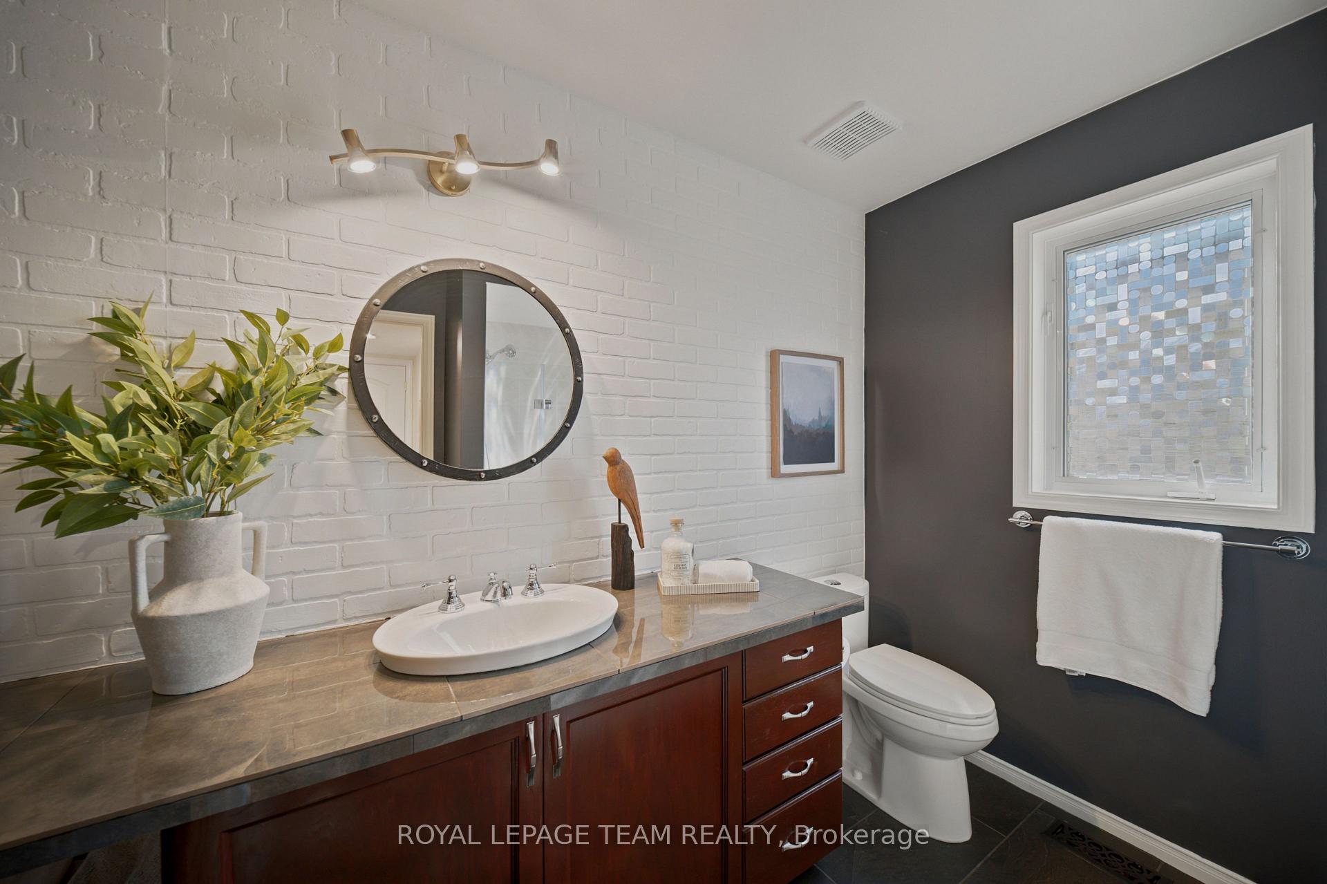 Photo 76 of 32 Glenrill Place, Ottawa, Kanata - Emerald Meadows/Trailwest — HOMEH