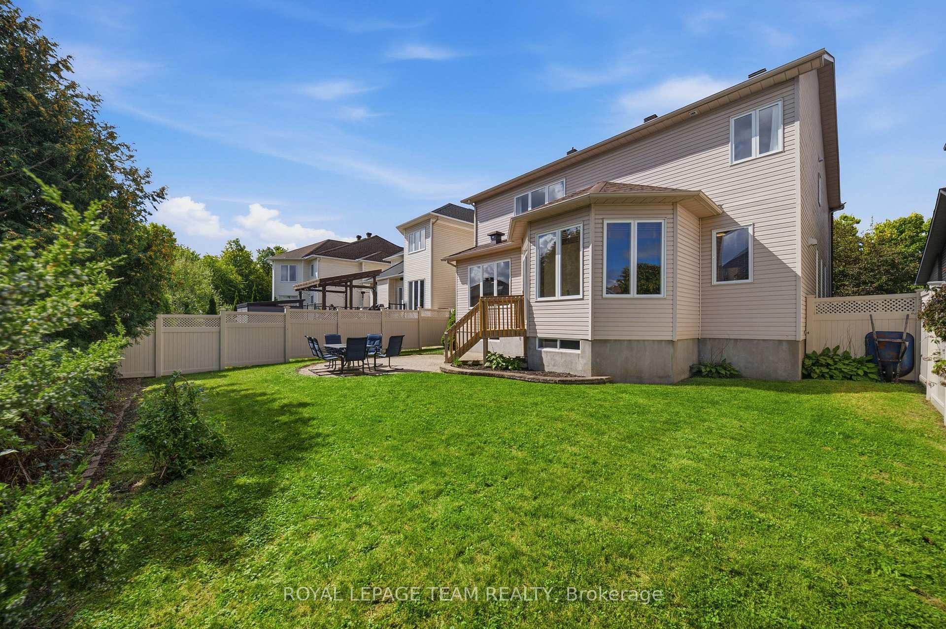 Photo 96 of 32 Glenrill Place, Ottawa, Kanata - Emerald Meadows/Trailwest — HOMEH