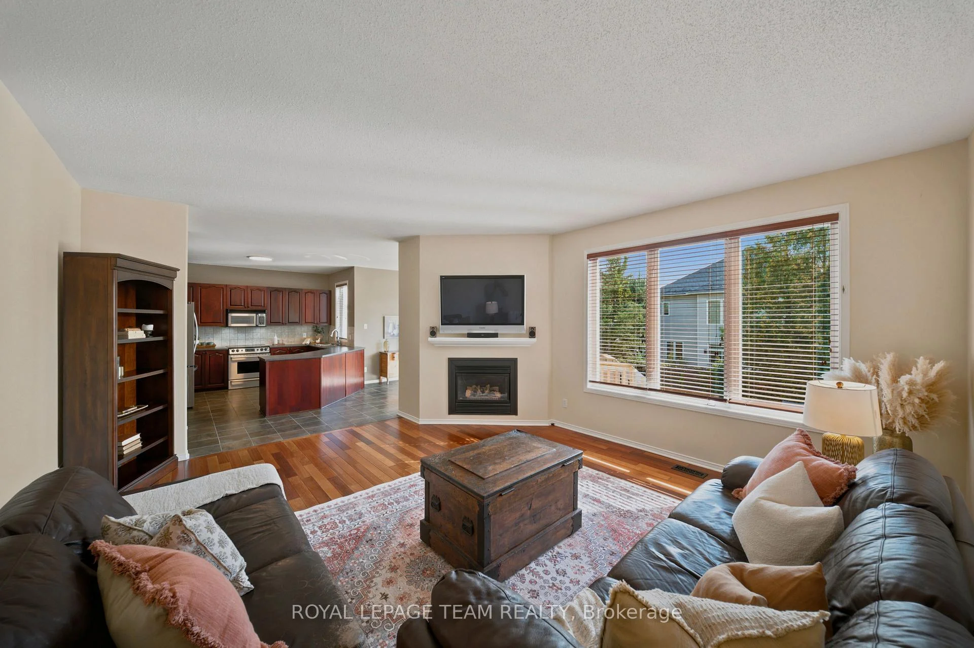 Photo 19 of 32 Glenrill Place, Ottawa, Kanata - Emerald Meadows/Trailwest — HOMEH