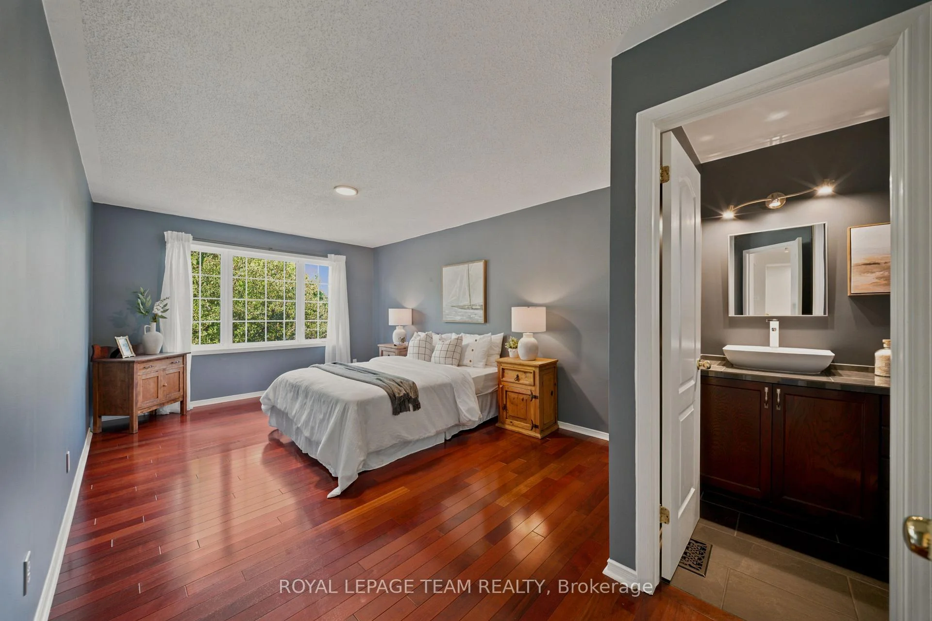 Photo 24 of 32 Glenrill Place, Ottawa, Kanata - Emerald Meadows/Trailwest — HOMEH