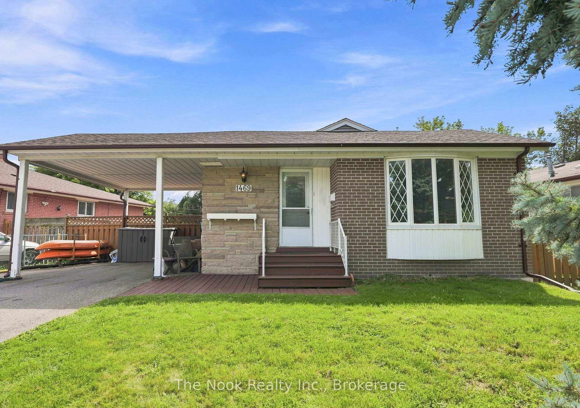 Photo 2 of Unit Main Floor, 1469 Drava Street, Pickering, Bay Ridges — HOMEH