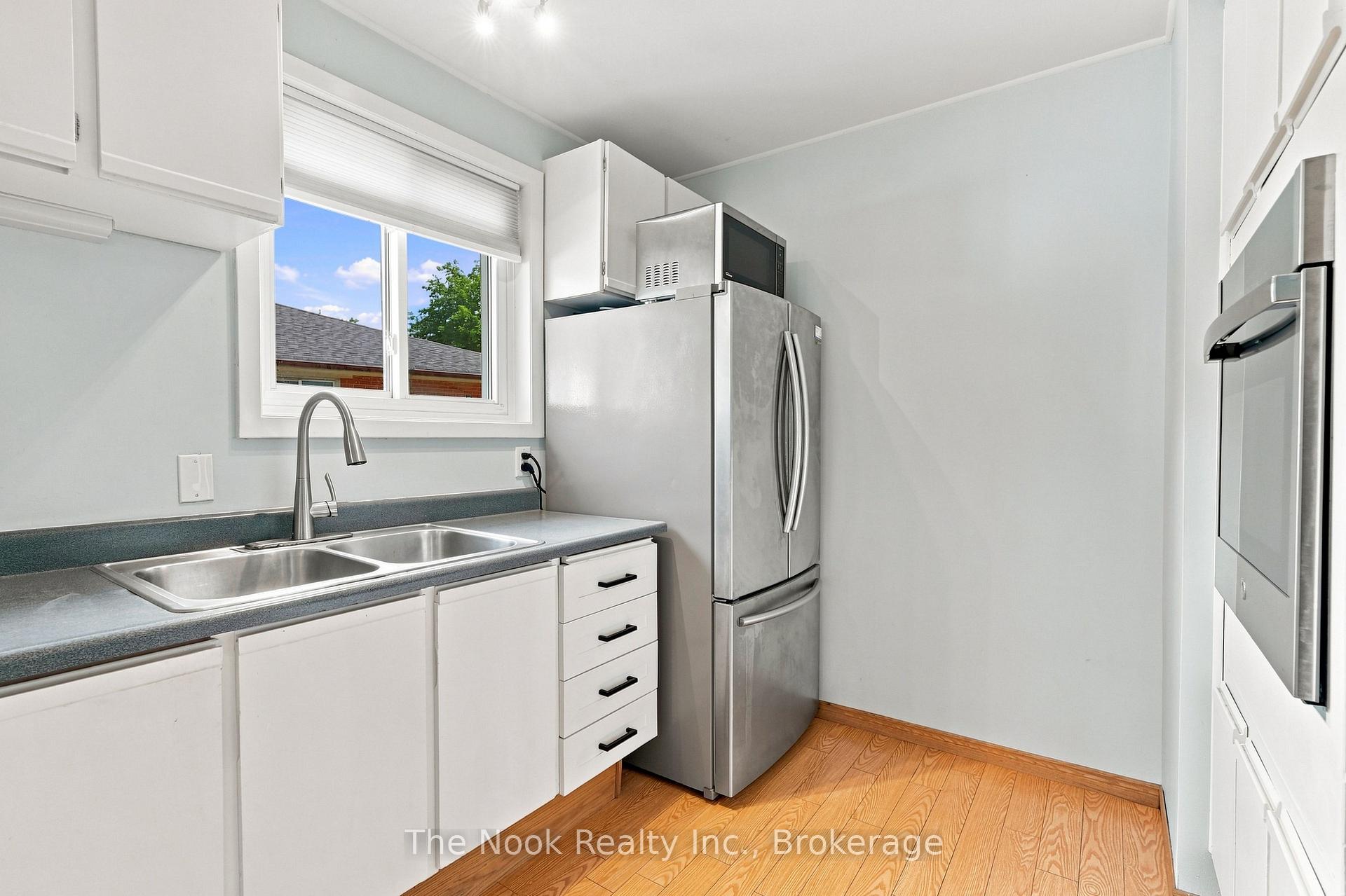 Photo 14 of Unit Main Floor, 1469 Drava Street, Pickering, Bay Ridges — HOMEH