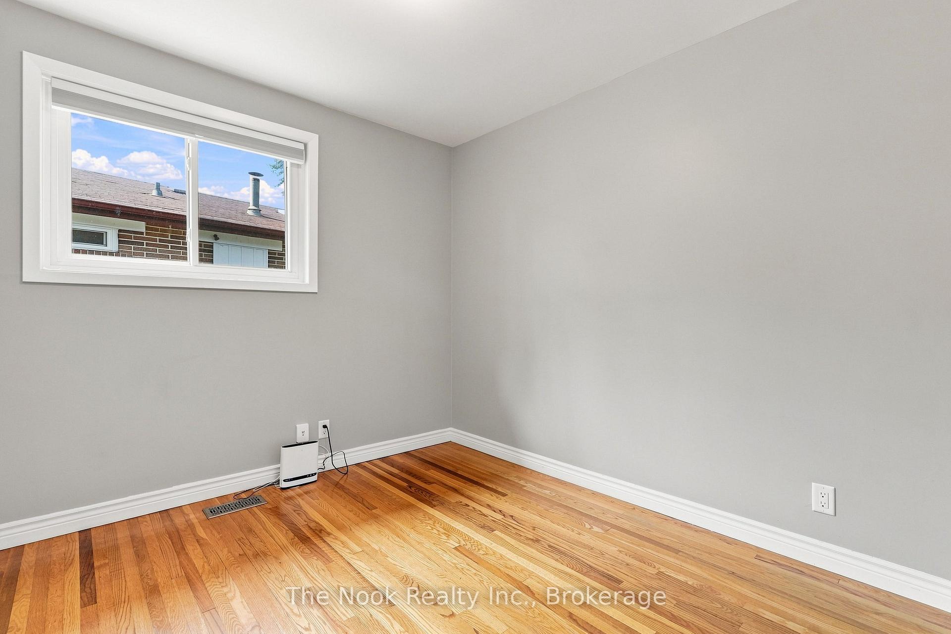 Photo 22 of Unit Main Floor, 1469 Drava Street, Pickering, Bay Ridges — HOMEH