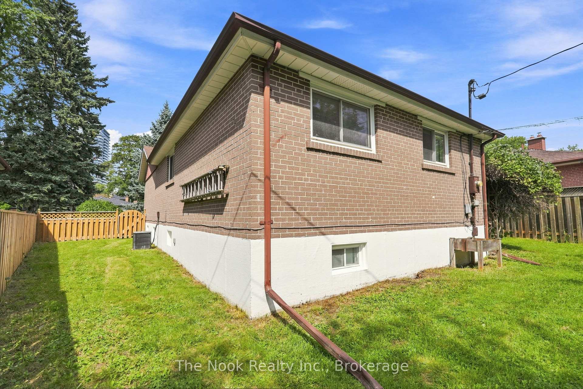 Photo 35 of Unit Main Floor, 1469 Drava Street, Pickering, Bay Ridges — HOMEH