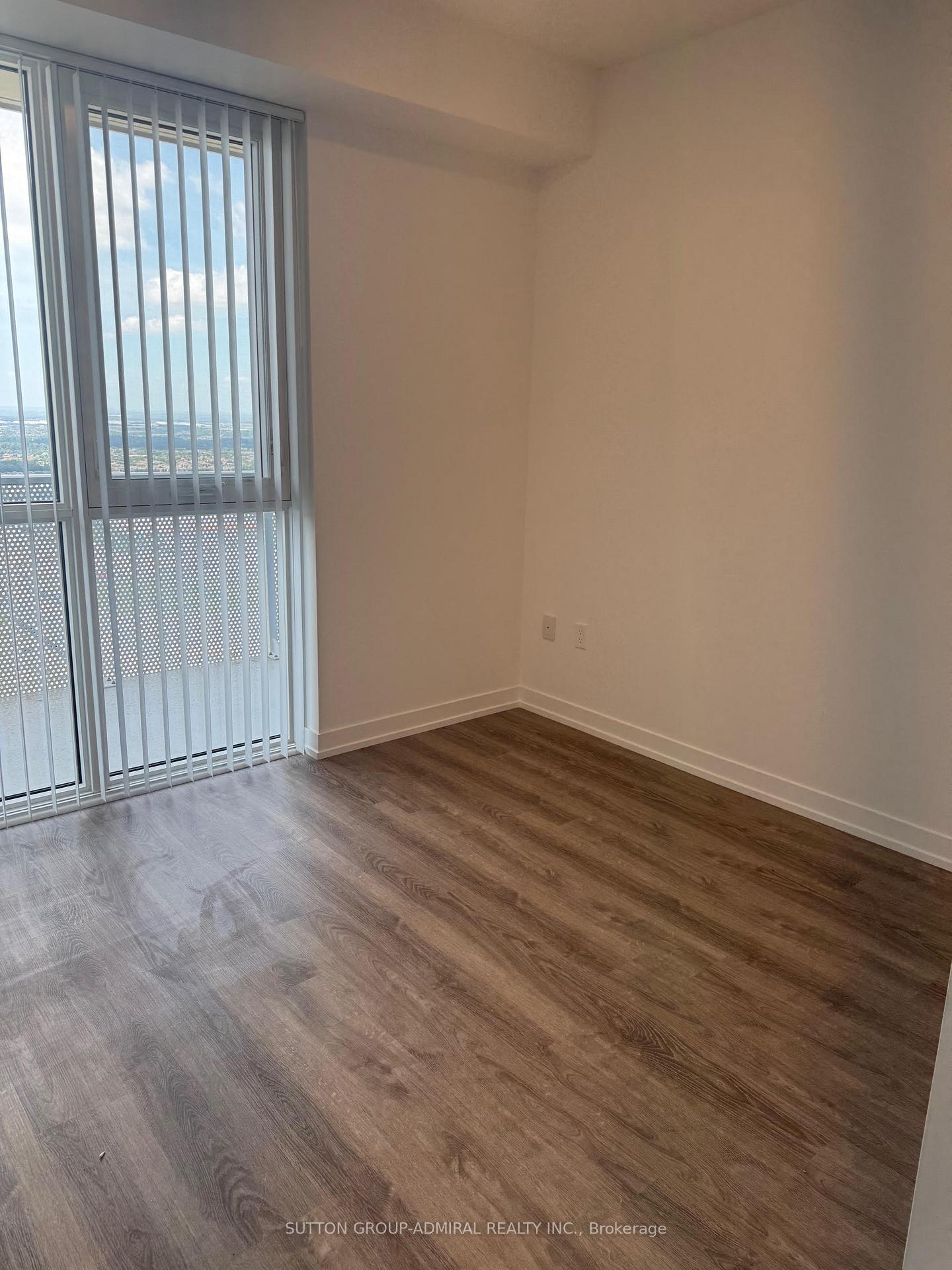 Photo 2 of Unit 4910, 195 Commerce Street, Vaughan, Vaughan Corporate Centre — HOMEH