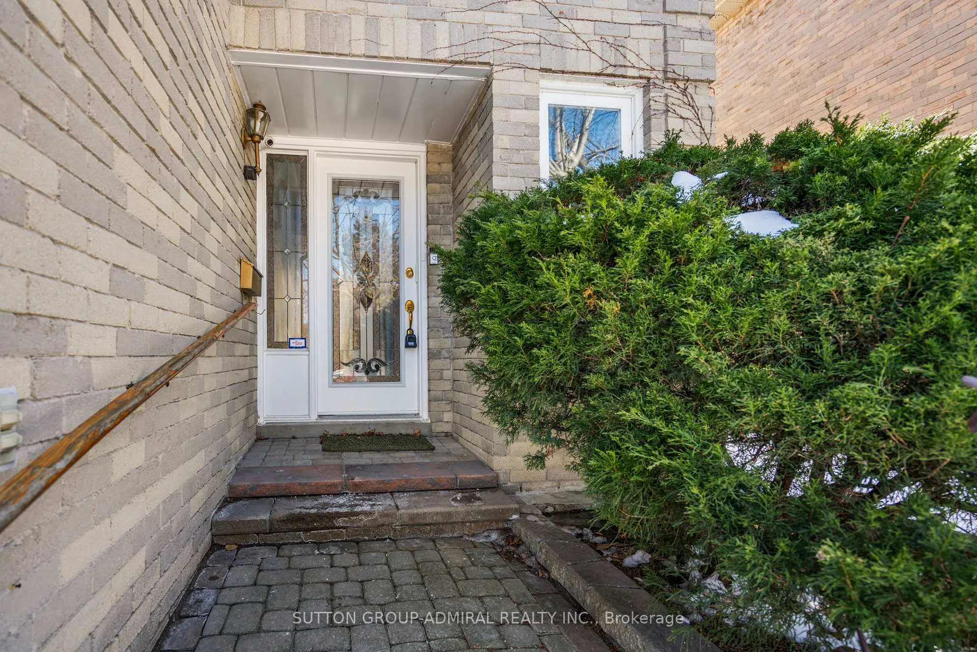 Photo 2 of 31 Karen Street, Vaughan, Crestwood-Springfarm-Yorkhill — HOMEH