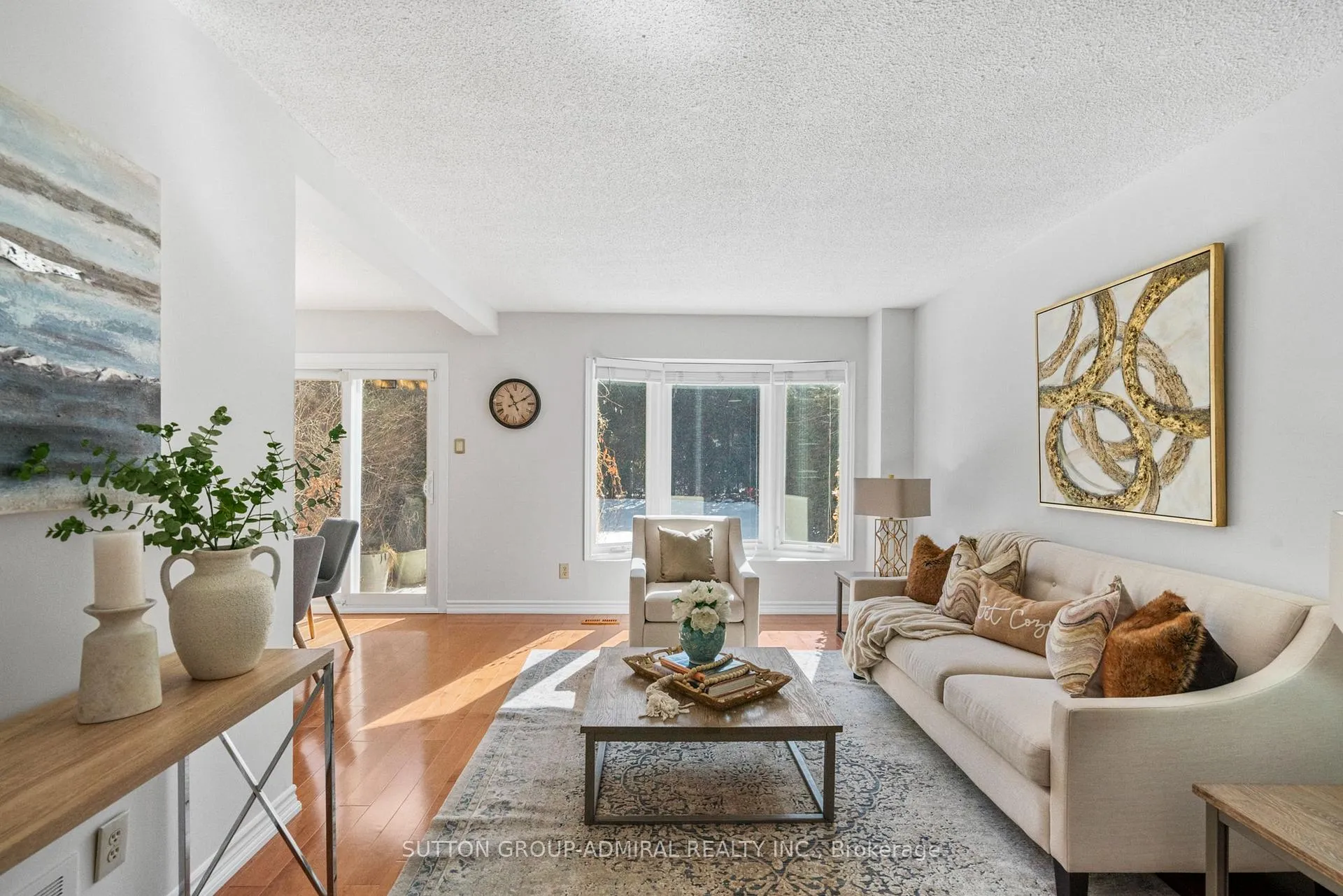 Photo 6 of 31 Karen Street, Vaughan, Crestwood-Springfarm-Yorkhill — HOMEH