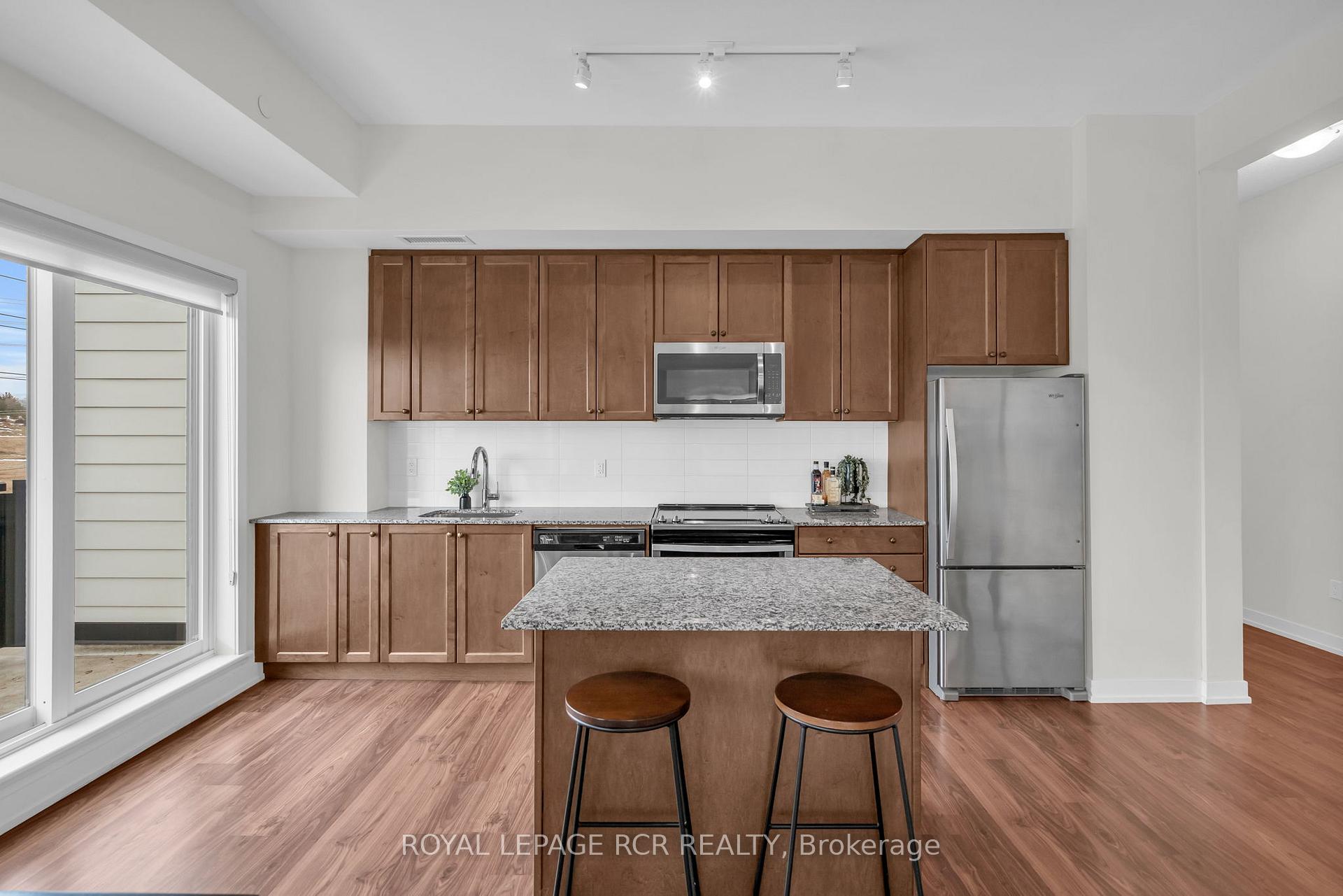 Photo 6 of Unit 413, 555 William Graham Drive, Aurora, Rural Aurora — HOMEH