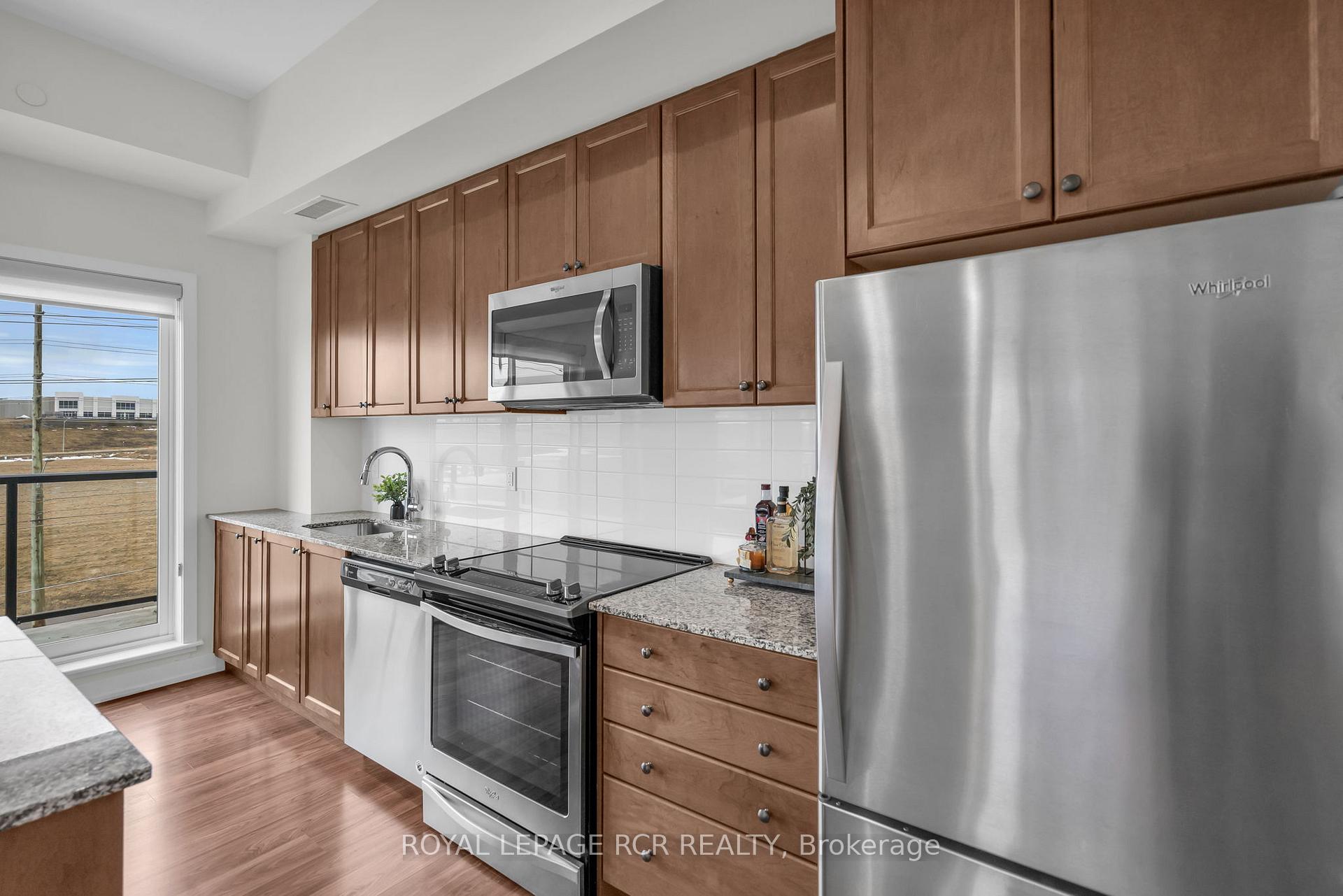 Photo 8 of Unit 413, 555 William Graham Drive, Aurora, Rural Aurora — HOMEH