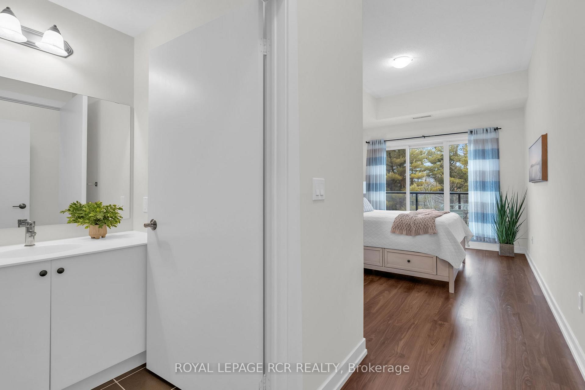 Photo 16 of Unit 413, 555 William Graham Drive, Aurora, Rural Aurora — HOMEH