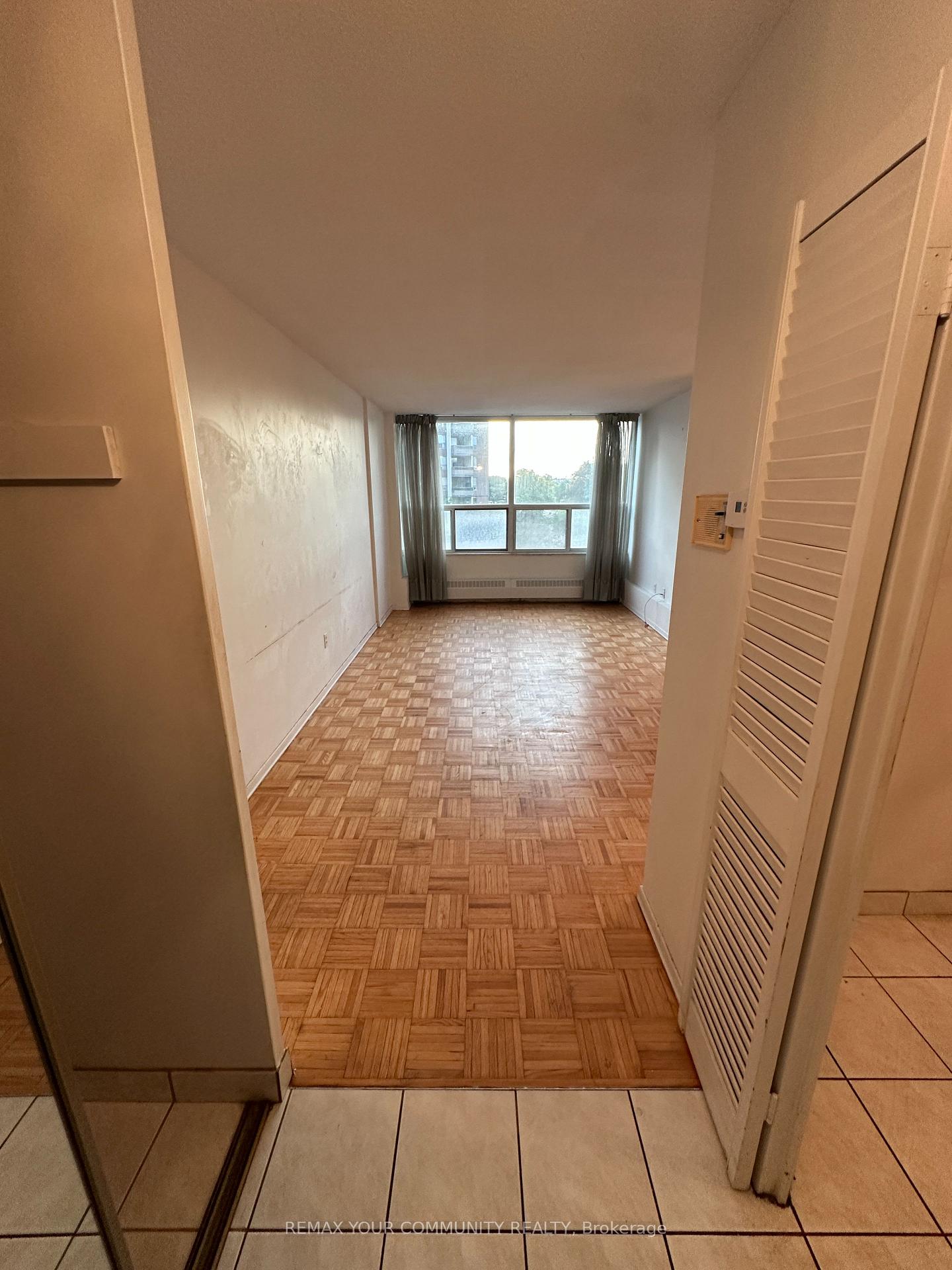 Photo 11 of Unit 409, 60 Pavane Linkway, Toronto, Flemingdon Park — HOMEH