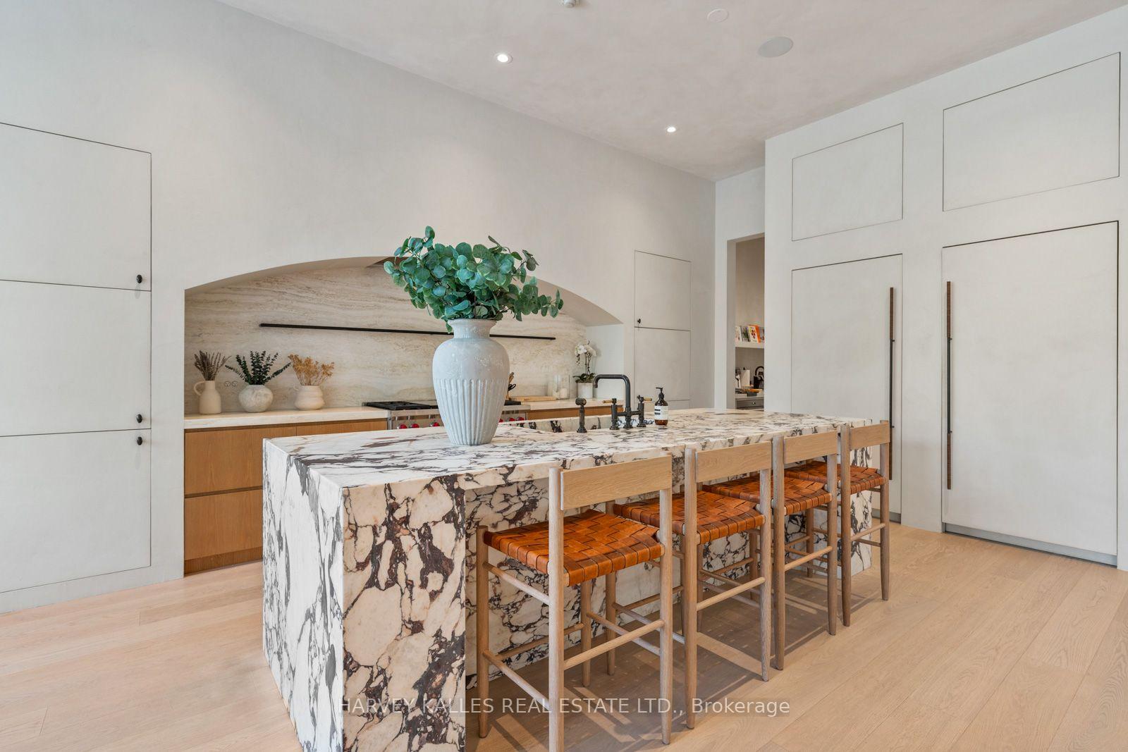 Photo 10 of 424 Lytton Boulevard, Toronto, Lawrence Park South — HOMEH