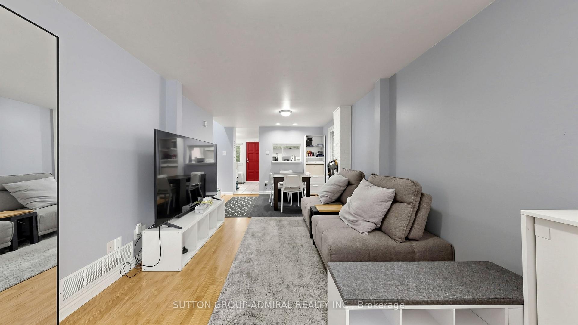 Photo 3 of 75 Rockcliffe Boulevard, Toronto, Rockcliffe-Smythe — HOMEH