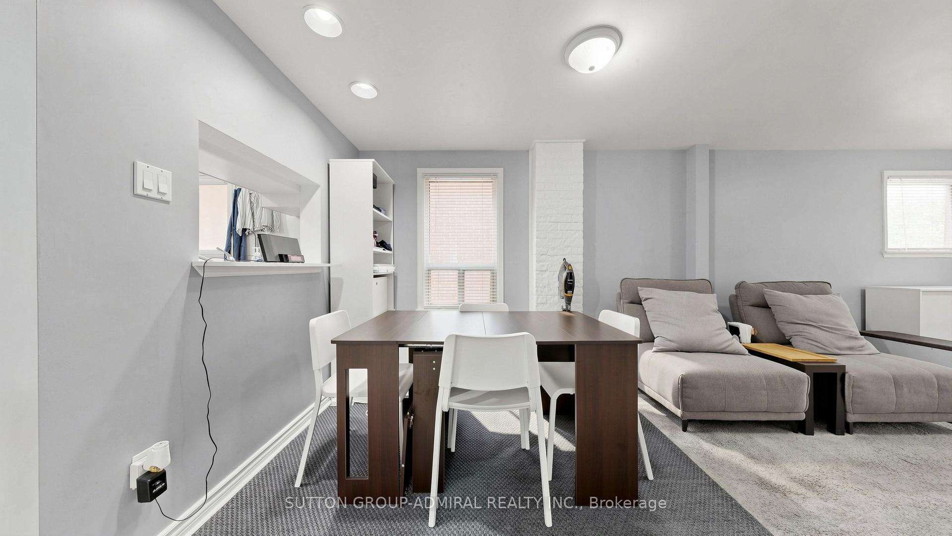 Photo 7 of 75 Rockcliffe Boulevard, Toronto, Rockcliffe-Smythe — HOMEH