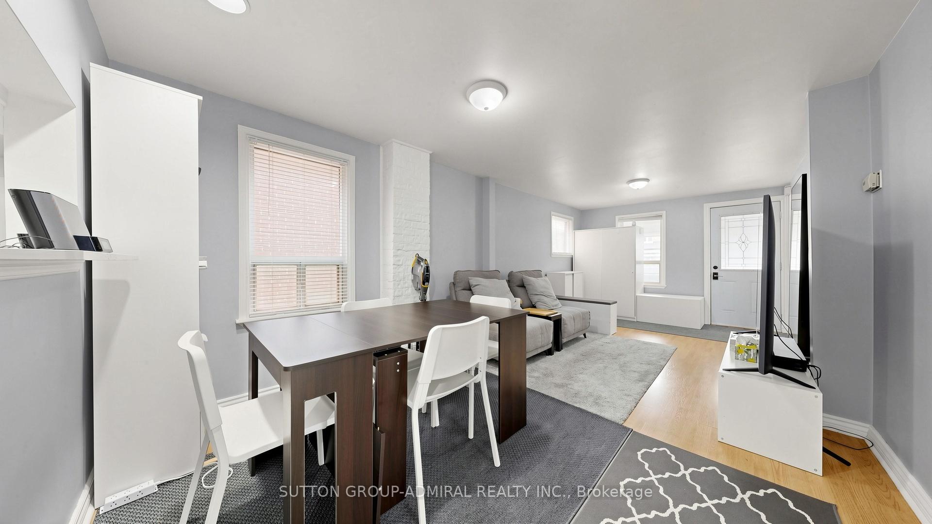 Photo 8 of 75 Rockcliffe Boulevard, Toronto, Rockcliffe-Smythe — HOMEH