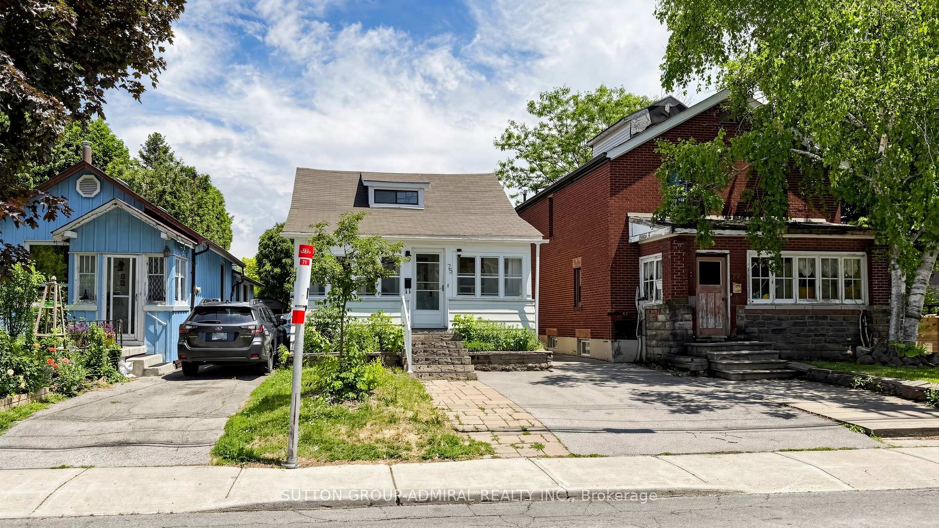 Photo 25 of 75 Rockcliffe Boulevard, Toronto, Rockcliffe-Smythe — HOMEH