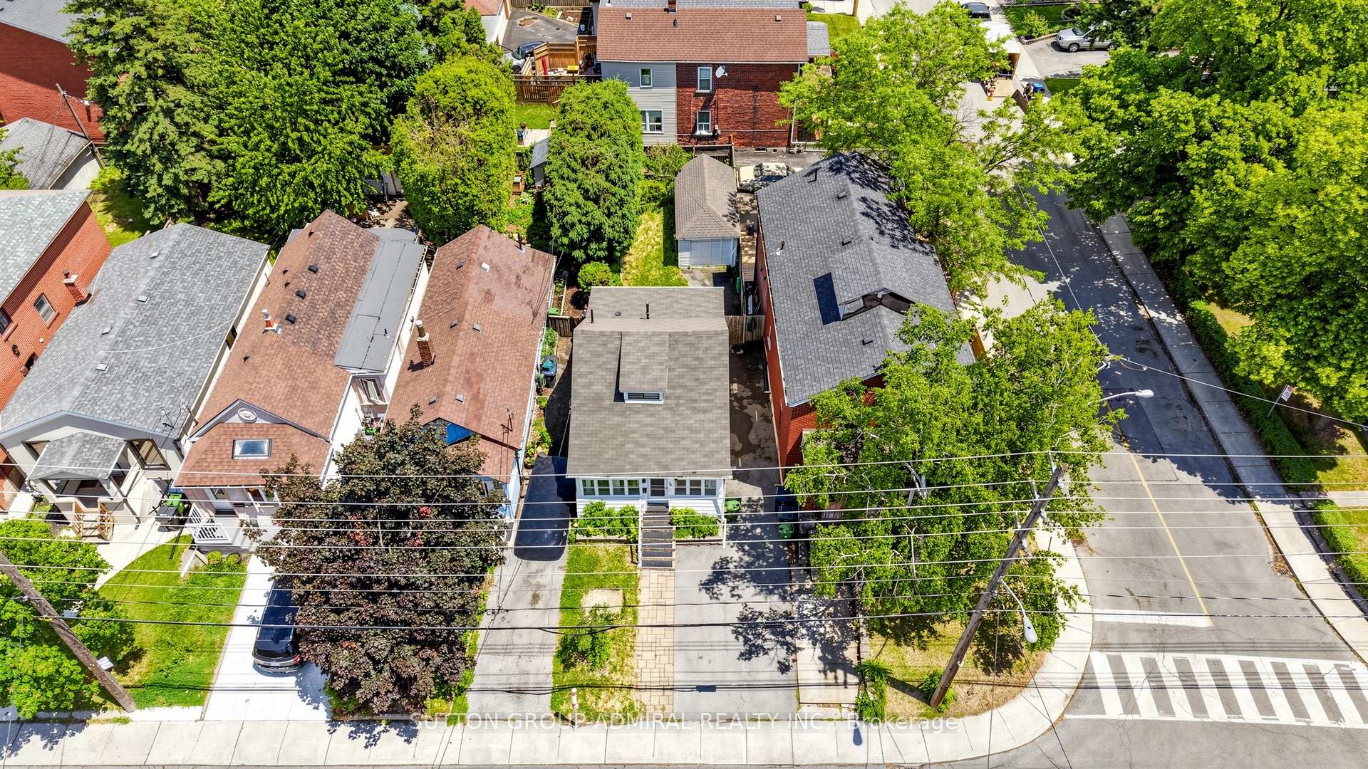 Photo 31 of 75 Rockcliffe Boulevard, Toronto, Rockcliffe-Smythe — HOMEH