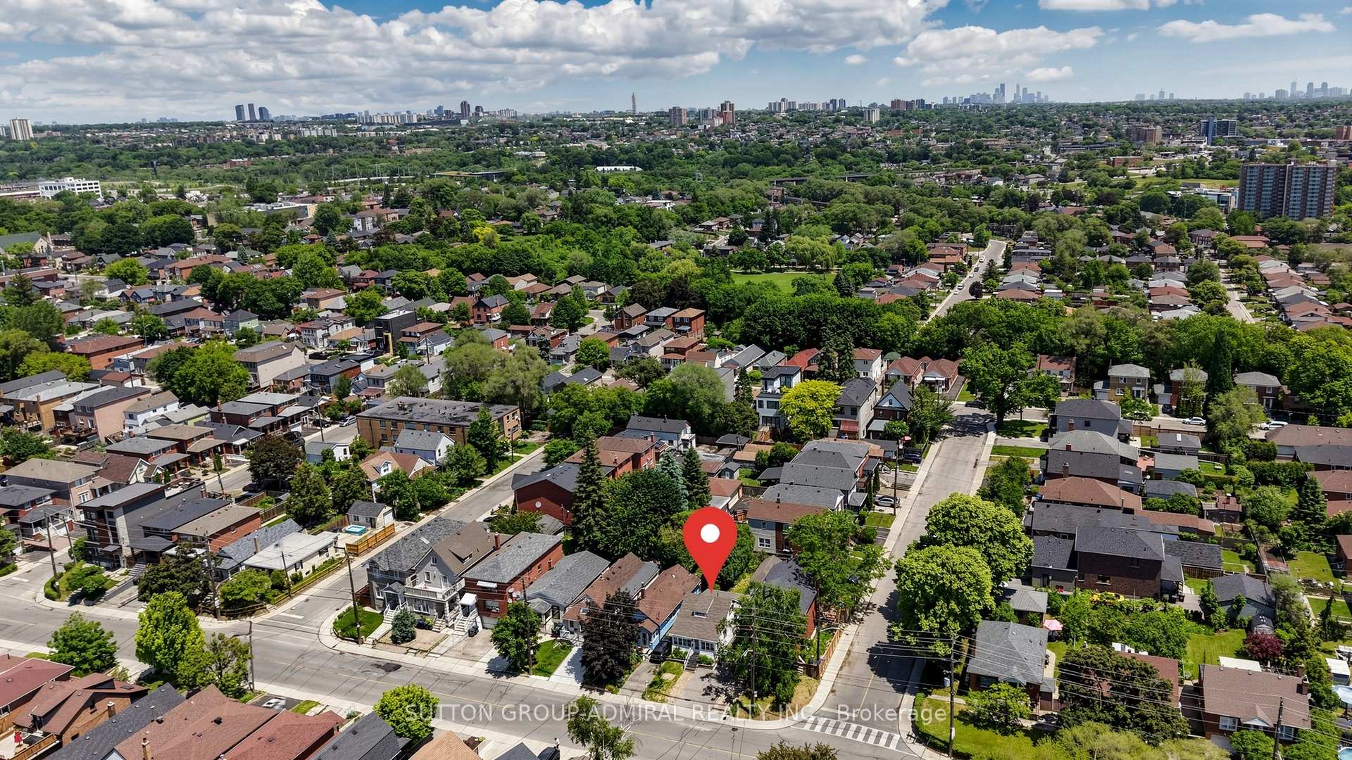 Photo 37 of 75 Rockcliffe Boulevard, Toronto, Rockcliffe-Smythe — HOMEH