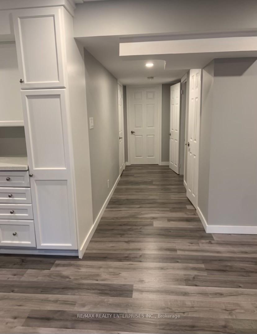 Photo 5 of Unit Lower, 3 Cross Country Boulevard, Caledon, Bolton West — HOMEH