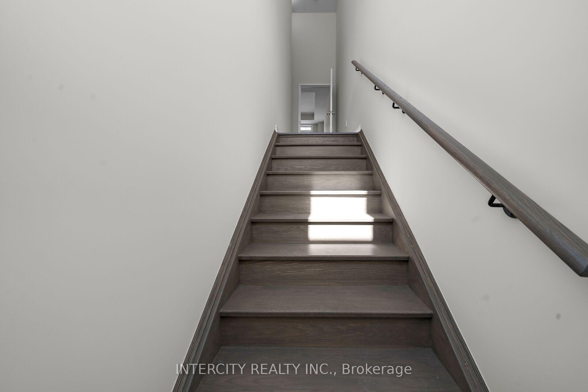 Photo 3 of Unit 29Z, 11 Ambition Way, Caledon, Rural Caledon — HOMEH