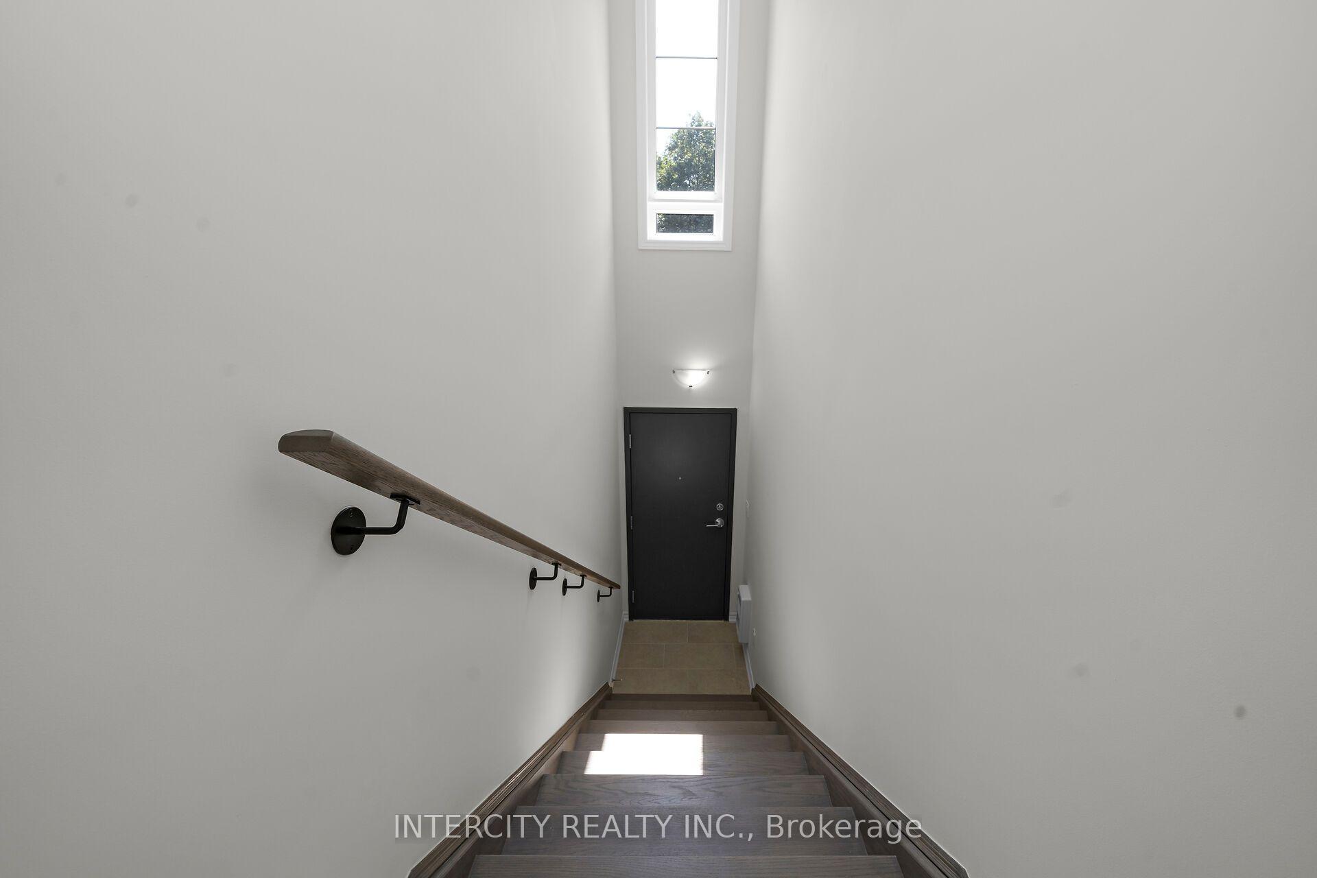 Photo 4 of Unit 29Z, 11 Ambition Way, Caledon, Rural Caledon — HOMEH