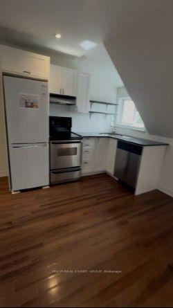 Photo 7 of Unit 3rd Floor, 660 Crawford Street, Toronto, Palmerston-Little Italy — HOMEH