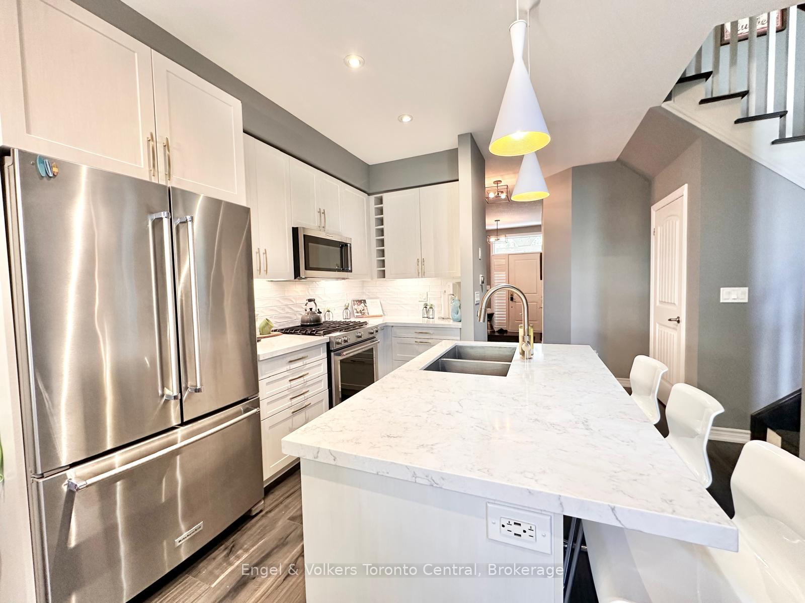 Photo 9 of 35 Lett Avenue, Collingwood — HOMEH
