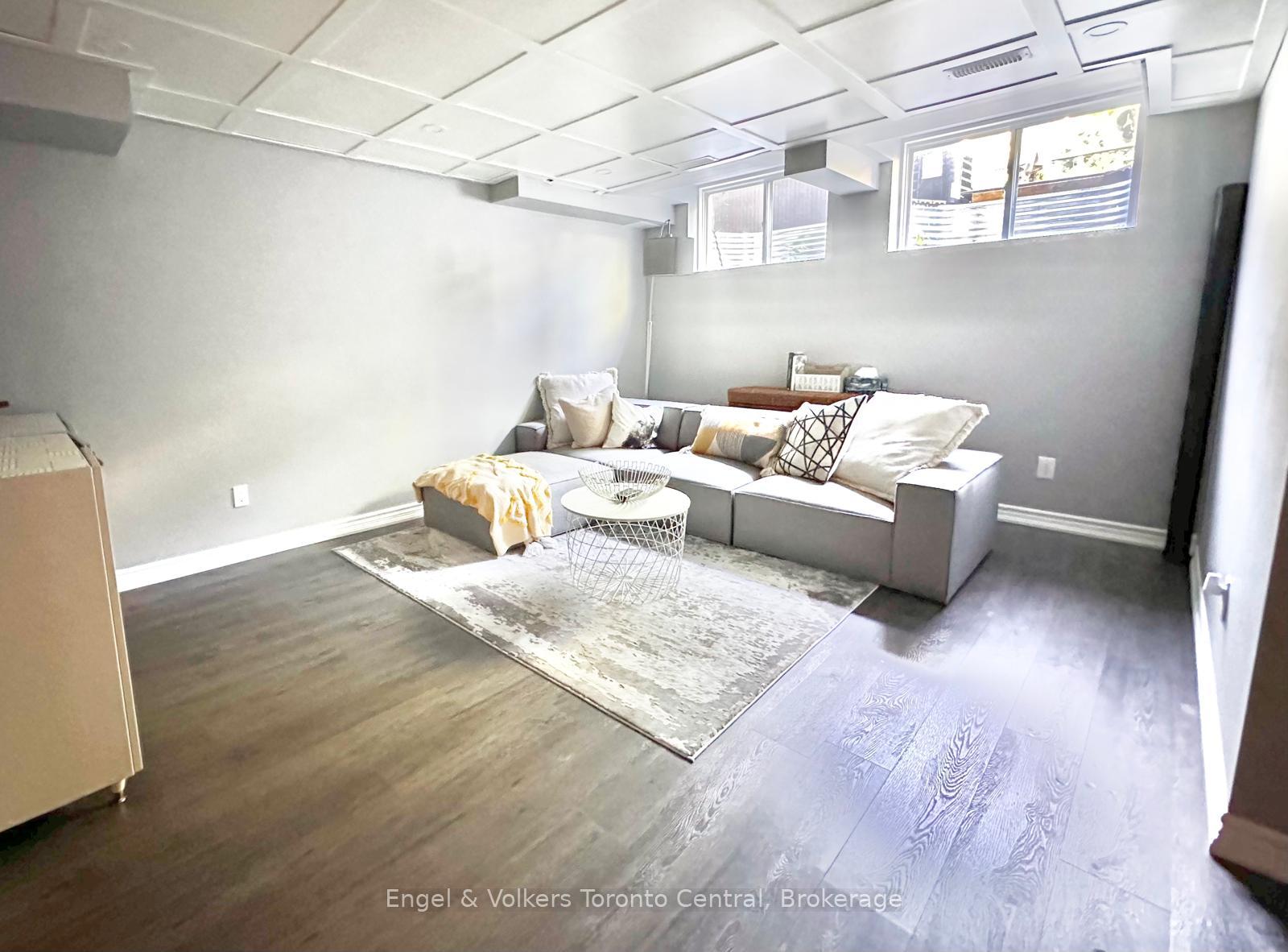 Photo 21 of 35 Lett Avenue, Collingwood — HOMEH