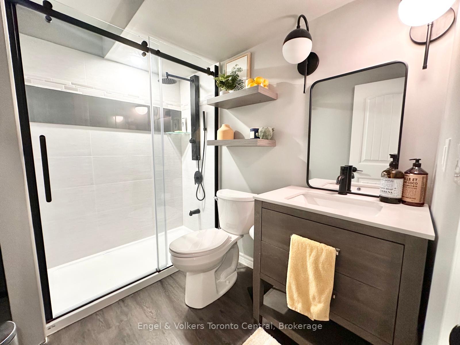 Photo 40 of 35 Lett Avenue, Collingwood — HOMEH