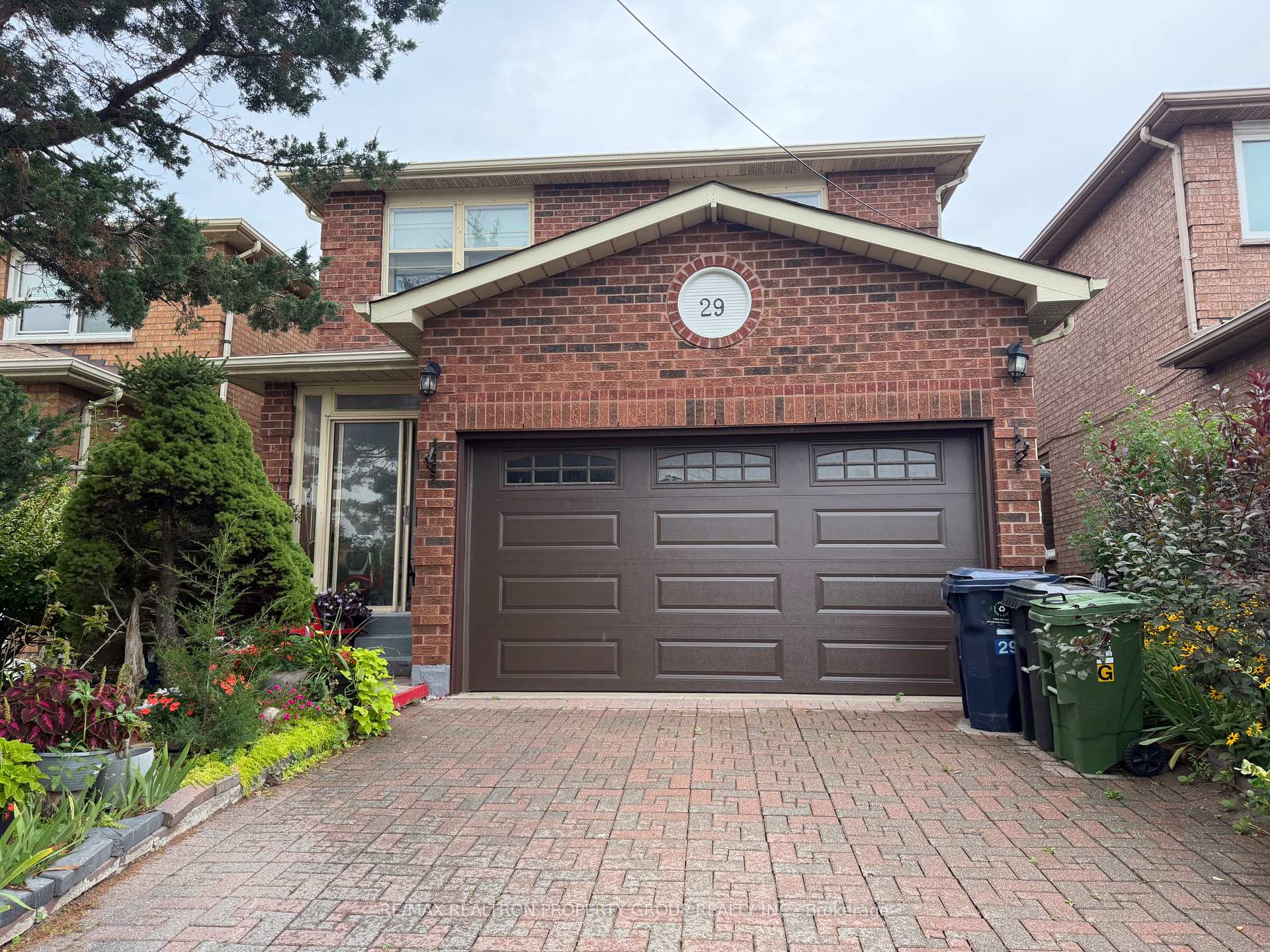 Photo 2 of 29 David Drive, Scarborough, Morningside — HOMEH