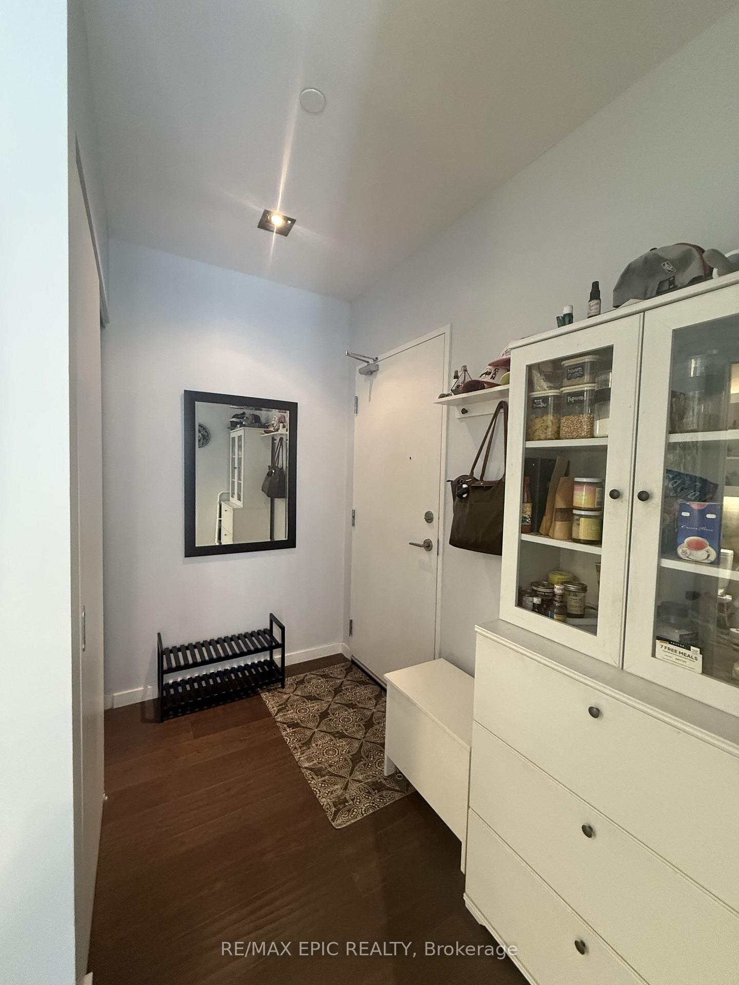 Photo 2 of Unit 305, 32 Trolley Crescent, Toronto, Moss Park — HOMEH