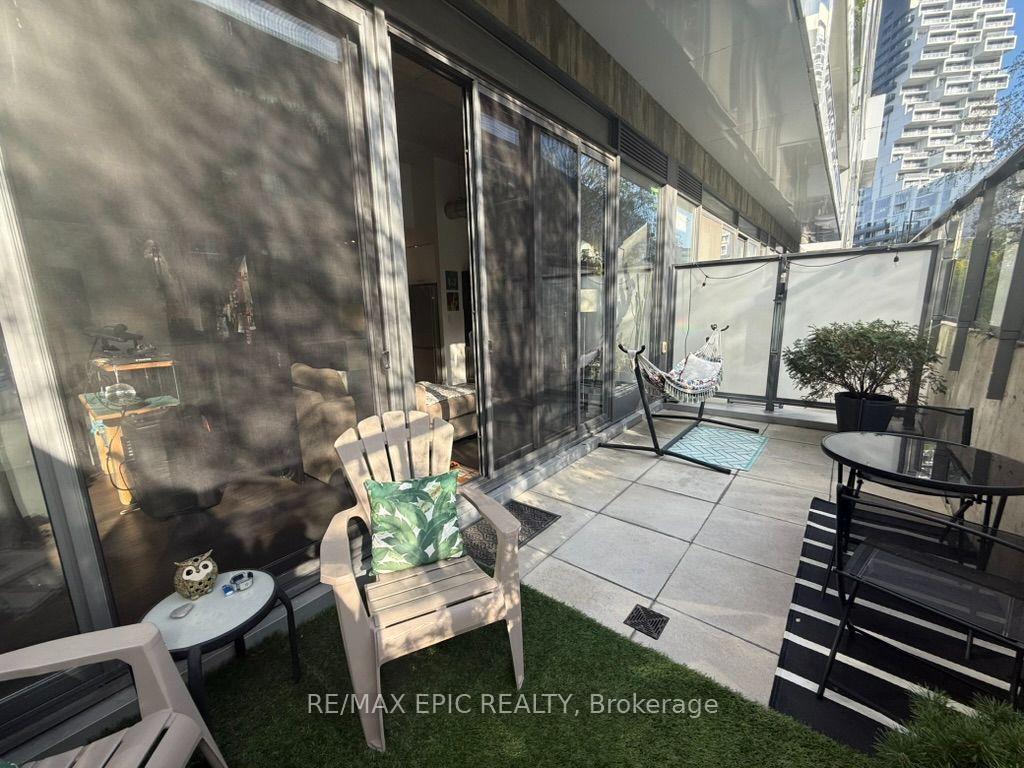 Photo 15 of Unit 305, 32 Trolley Crescent, Toronto, Moss Park — HOMEH