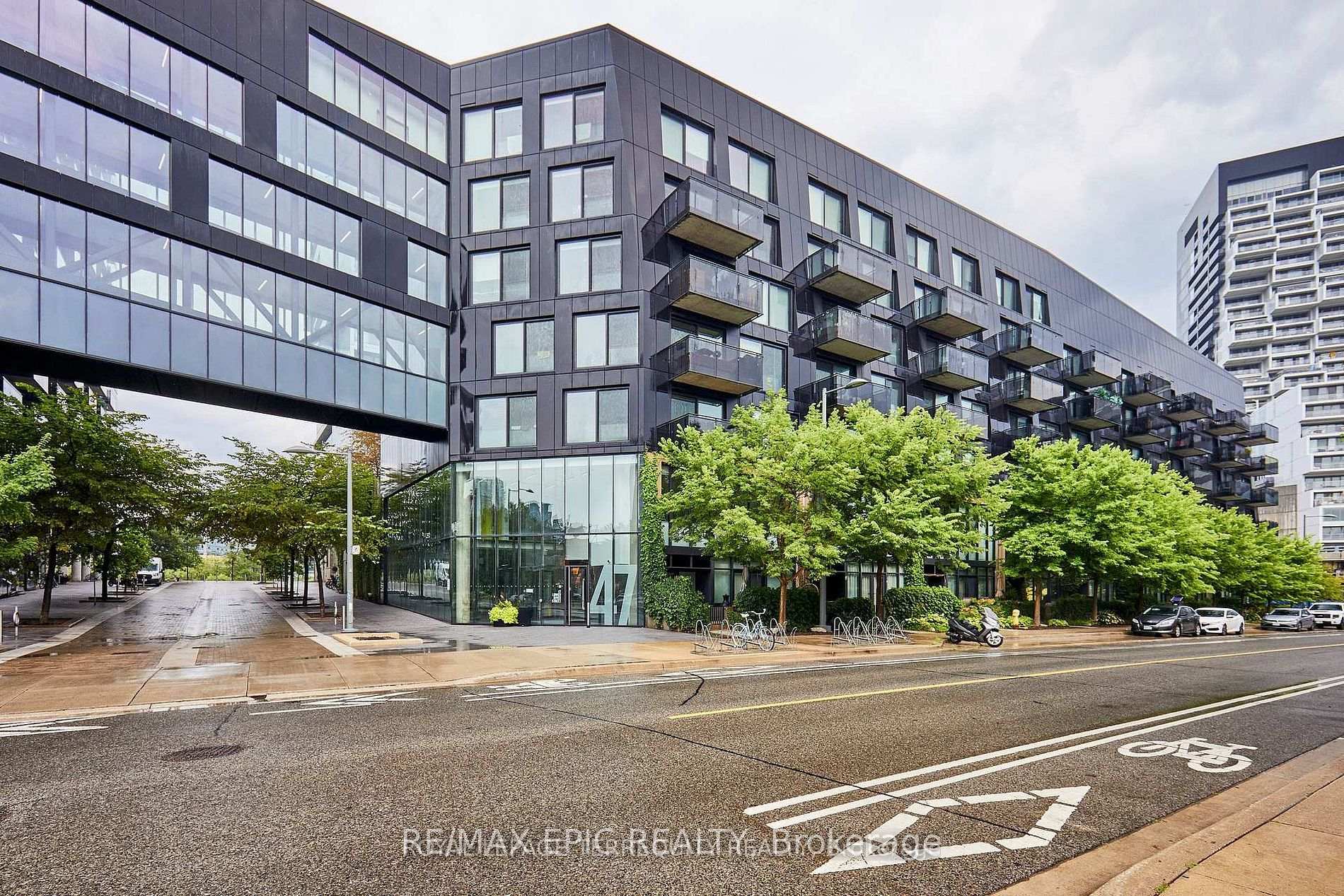 Photo 18 of Unit 305, 32 Trolley Crescent, Toronto, Moss Park — HOMEH