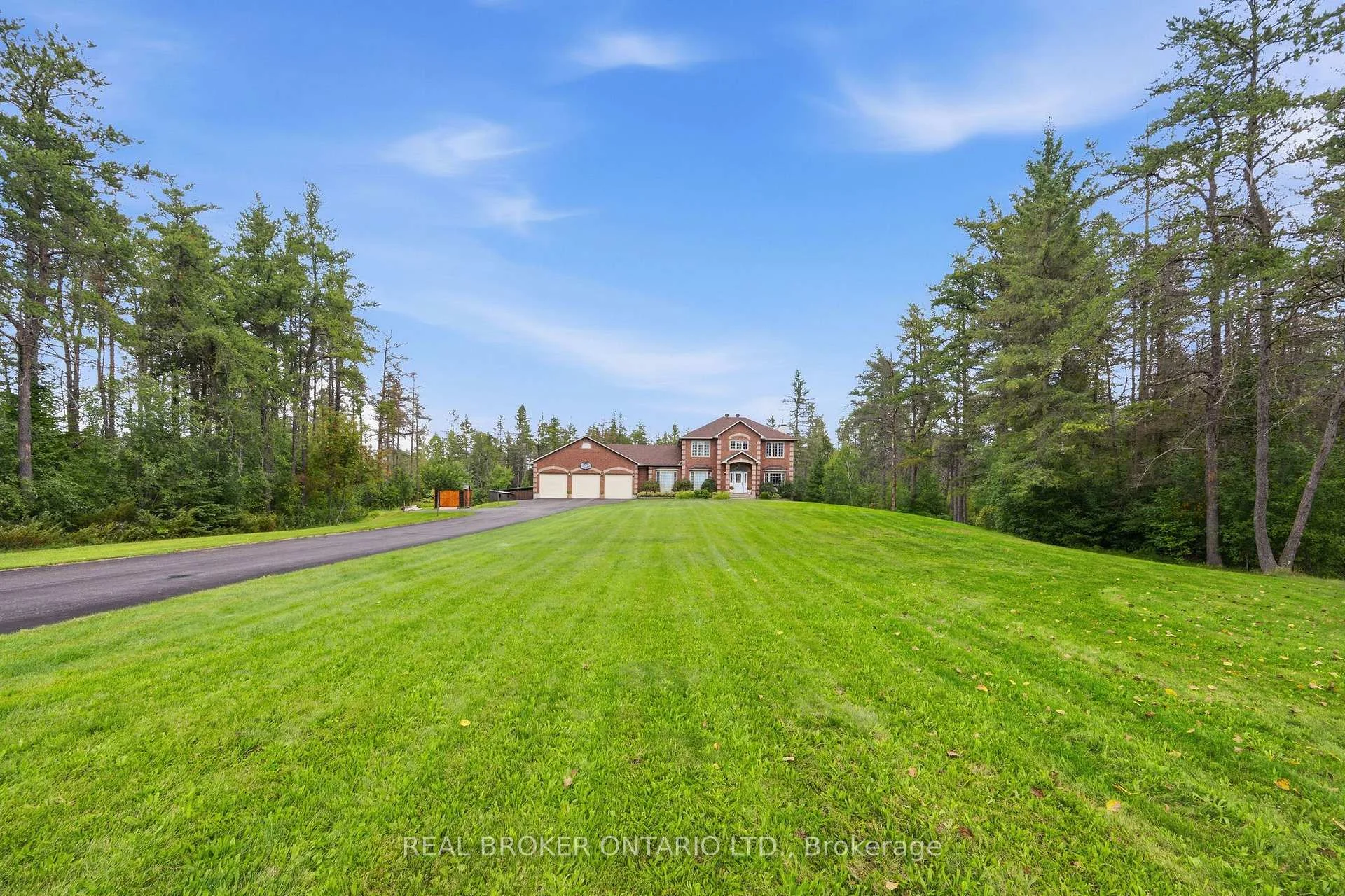 Photo 8 of 177 Grey Fox Drive, Ottawa, Huntley Ward (North West) — HOMEH