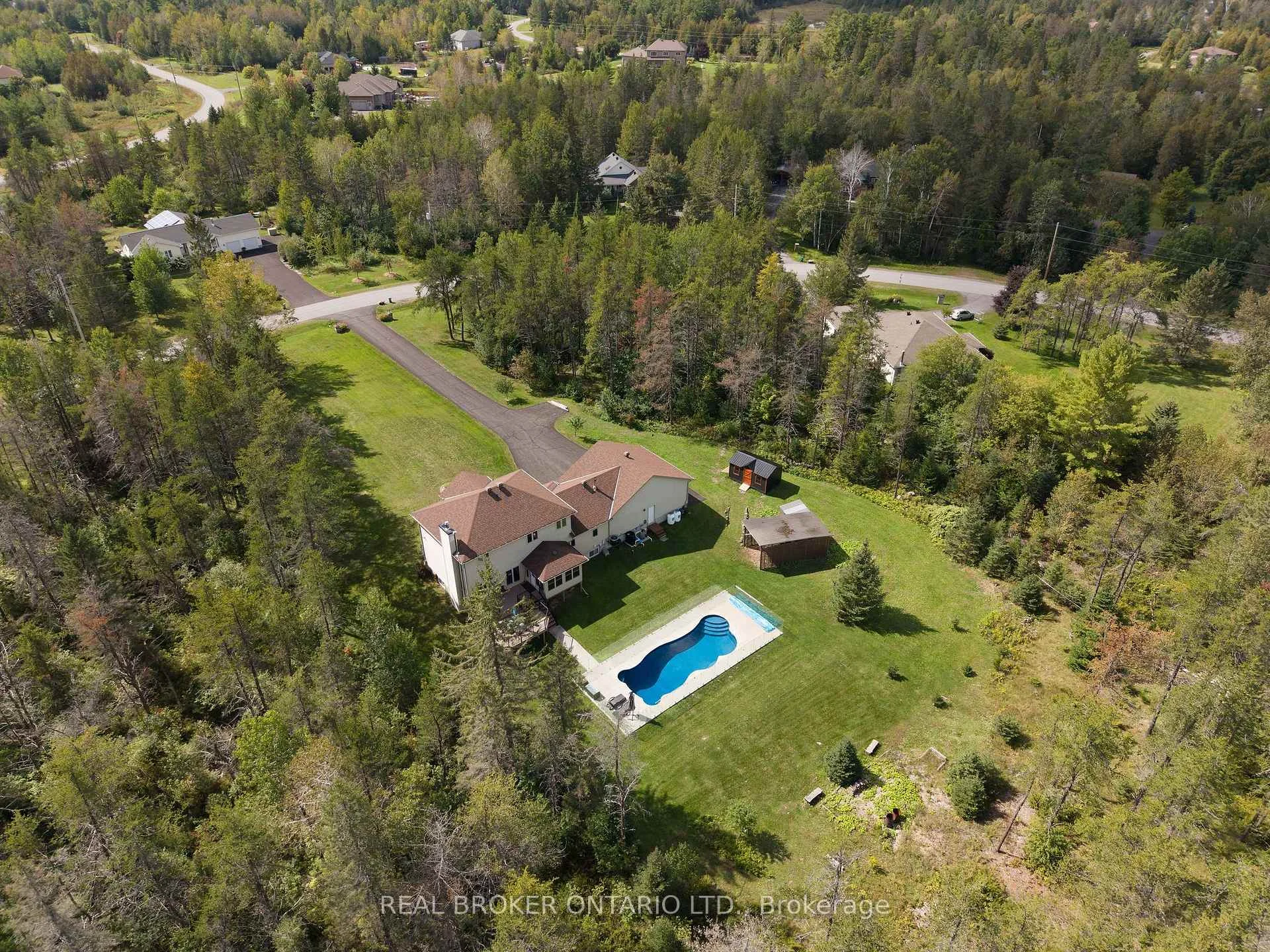 Photo 35 of 177 Grey Fox Drive, Ottawa, Huntley Ward (North West) — HOMEH