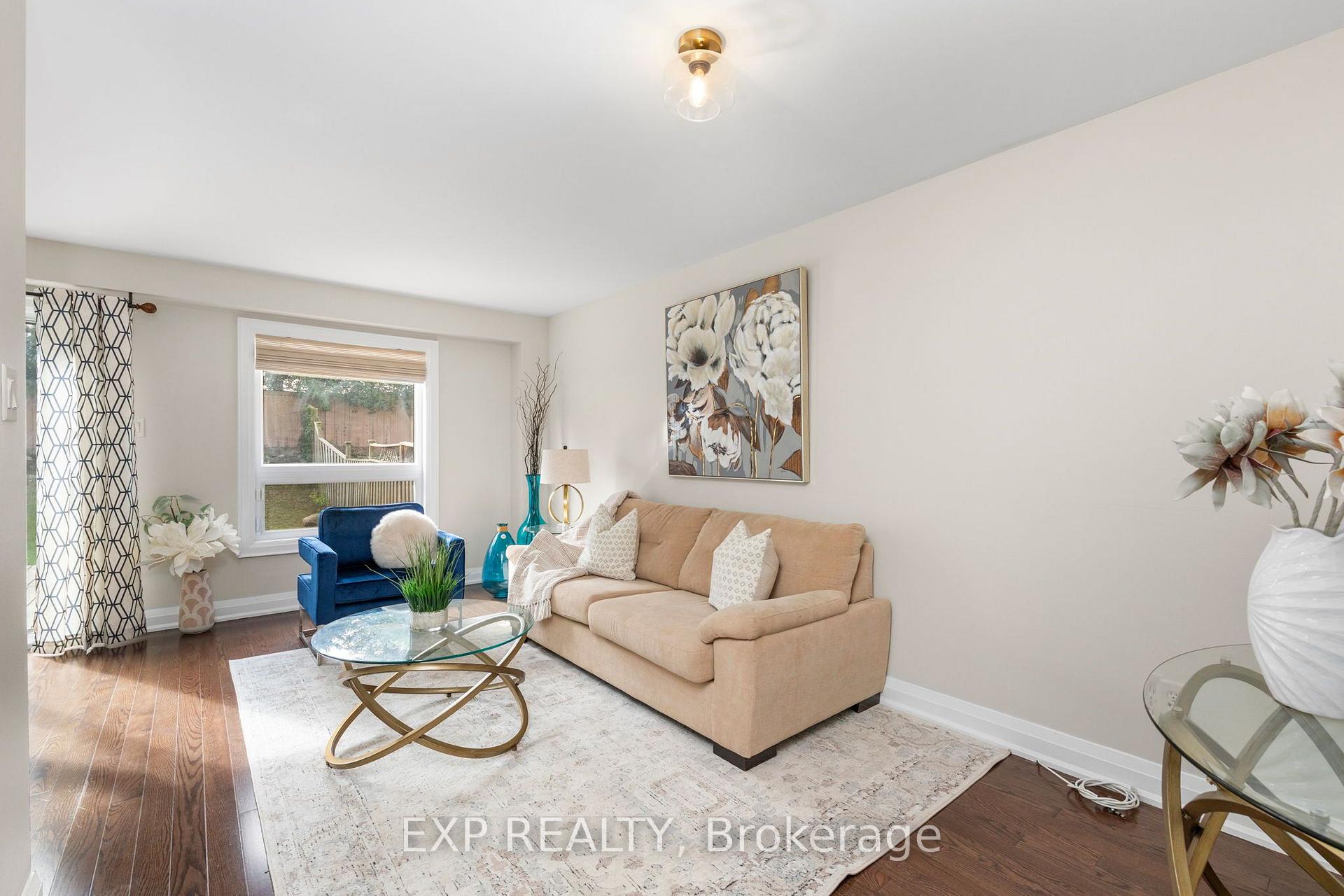 Photo 3 of 224 Timberlane Drive, Brampton, Fletcher's Creek South — HOMEH