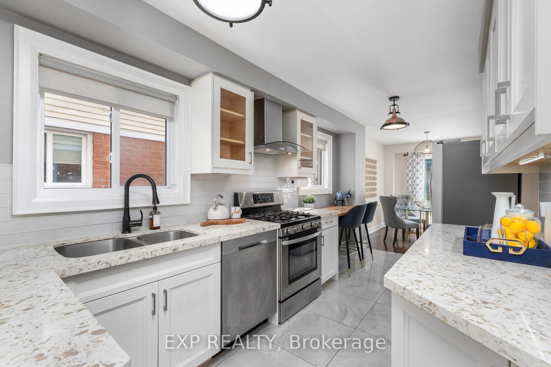 Photo 8 of 224 Timberlane Drive, Brampton, Fletcher's Creek South — HOMEH