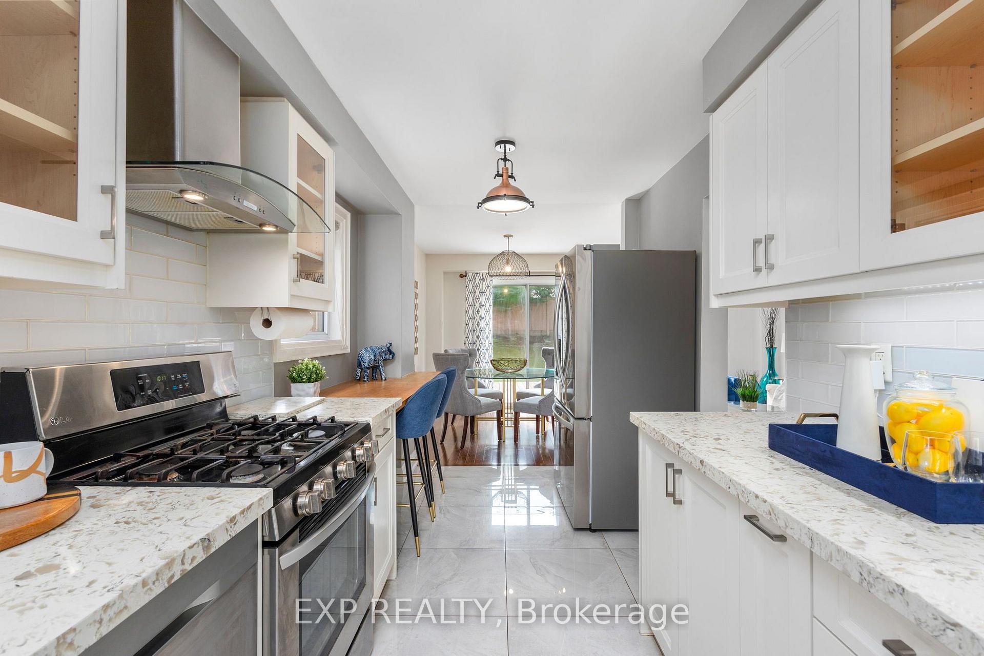 Photo 9 of 224 Timberlane Drive, Brampton, Fletcher's Creek South — HOMEH