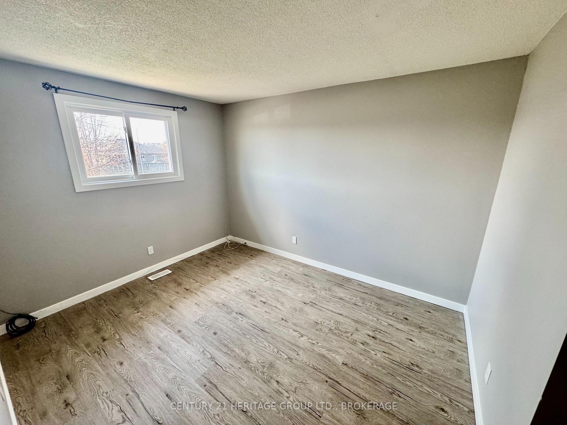 Photo 13 of 356 Owens Crescent, Kingston, East Gardiners Rd — HOMEH
