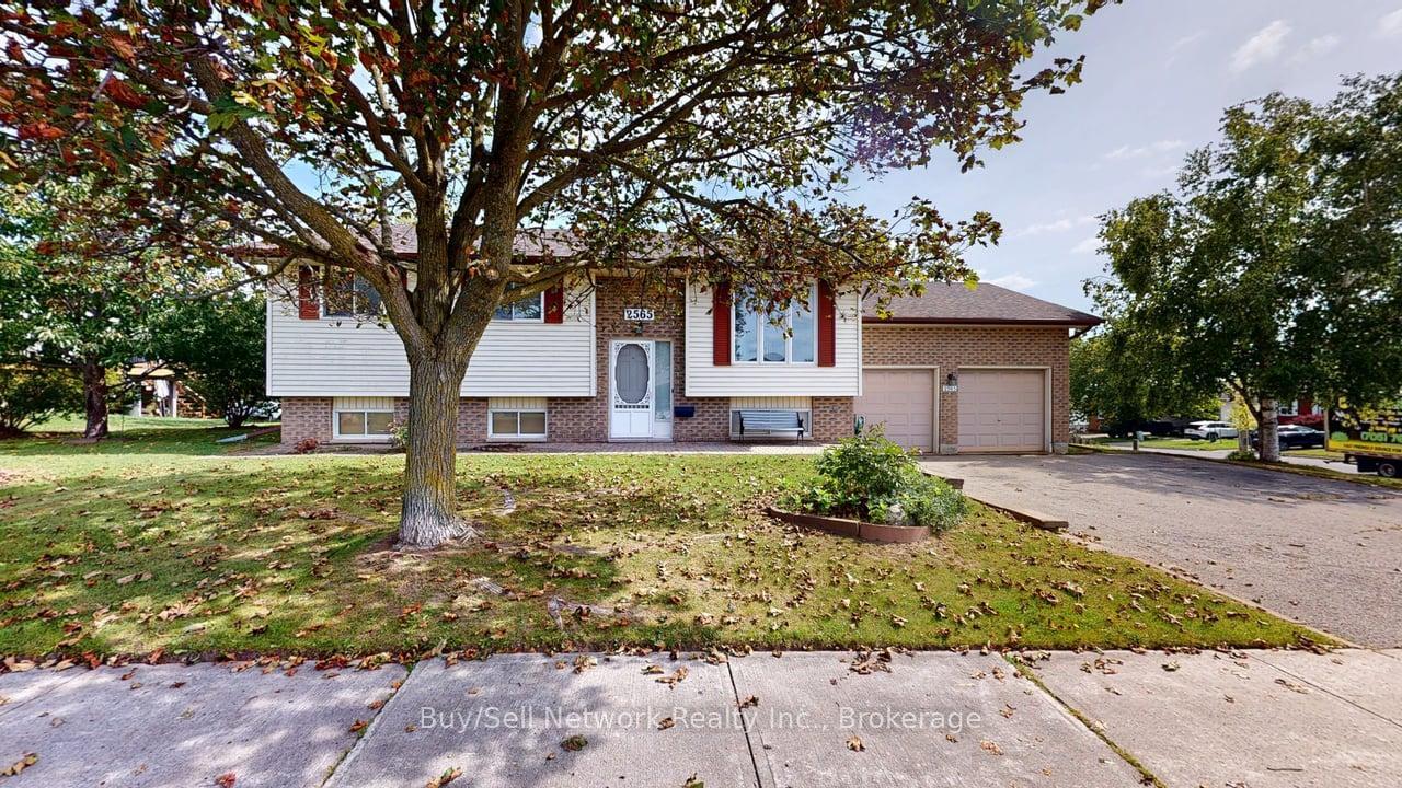 Photo 2 of 2565 Marsdale Drive, Peterborough, Ashburnham Ward 4 — HOMEH