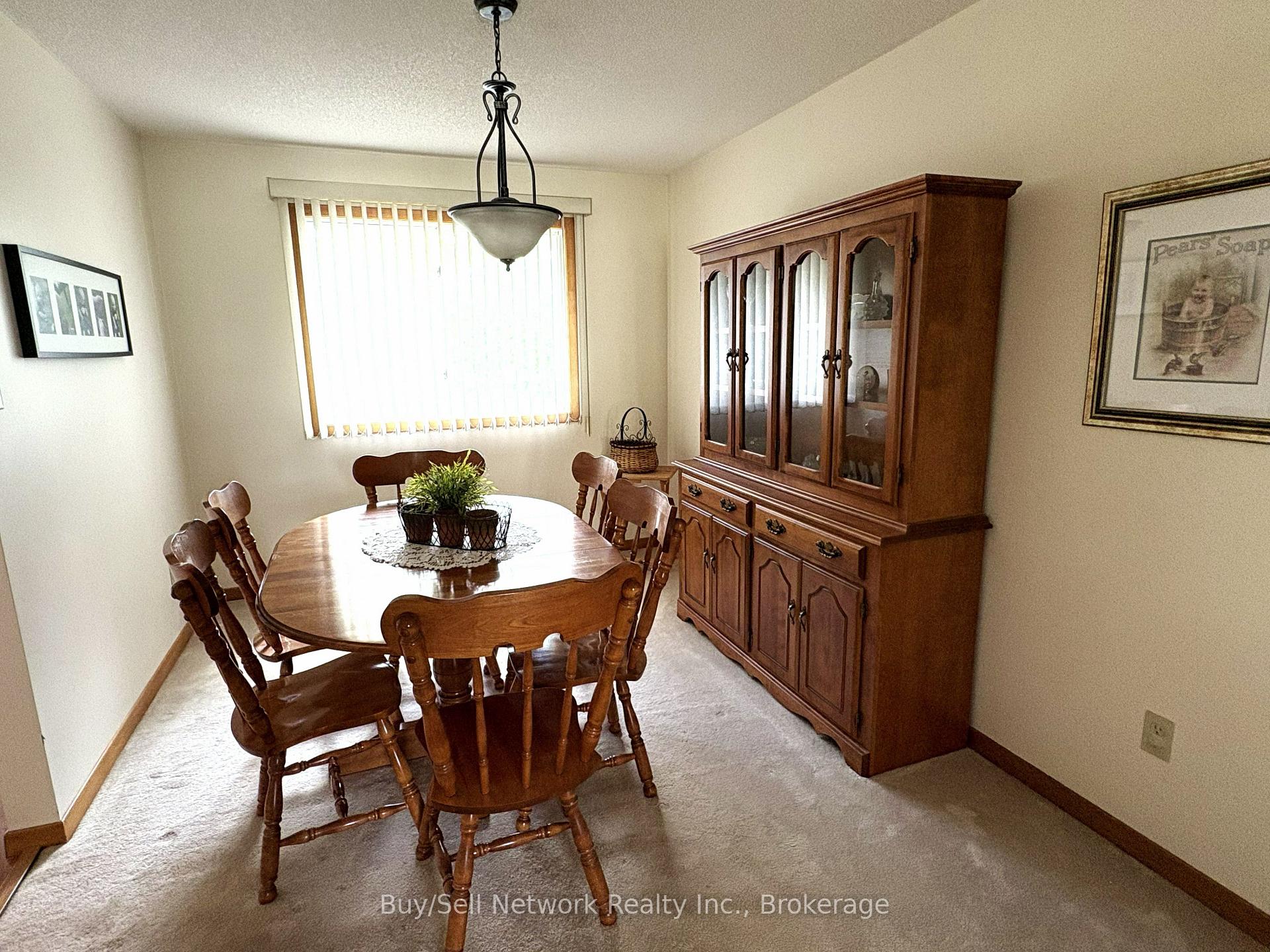 Photo 7 of 2565 Marsdale Drive, Peterborough, Ashburnham Ward 4 — HOMEH