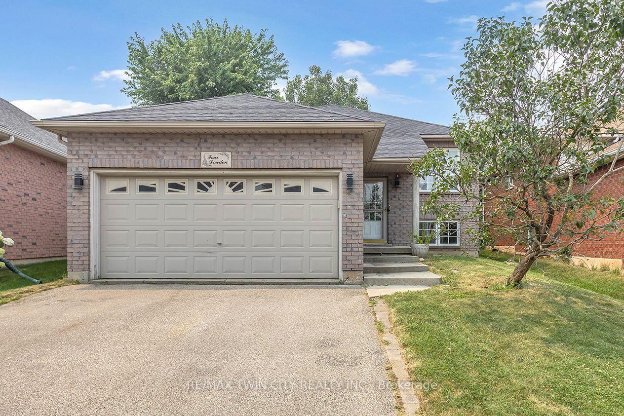 Photo 1 of 4 Dowden Avenue, Brantford, Tutela Heights — HOMEH